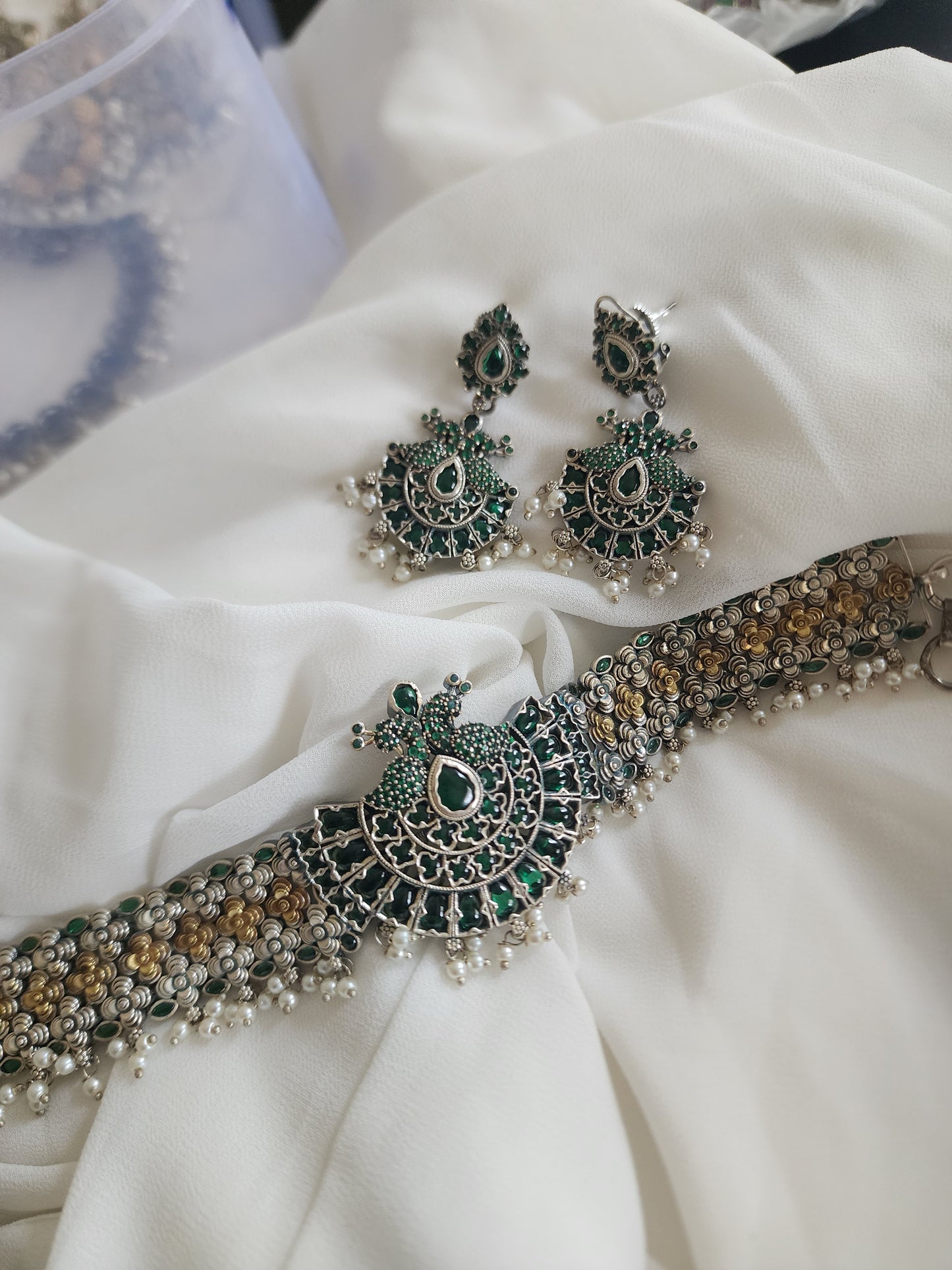 Achyutha Kemp choker necklace set