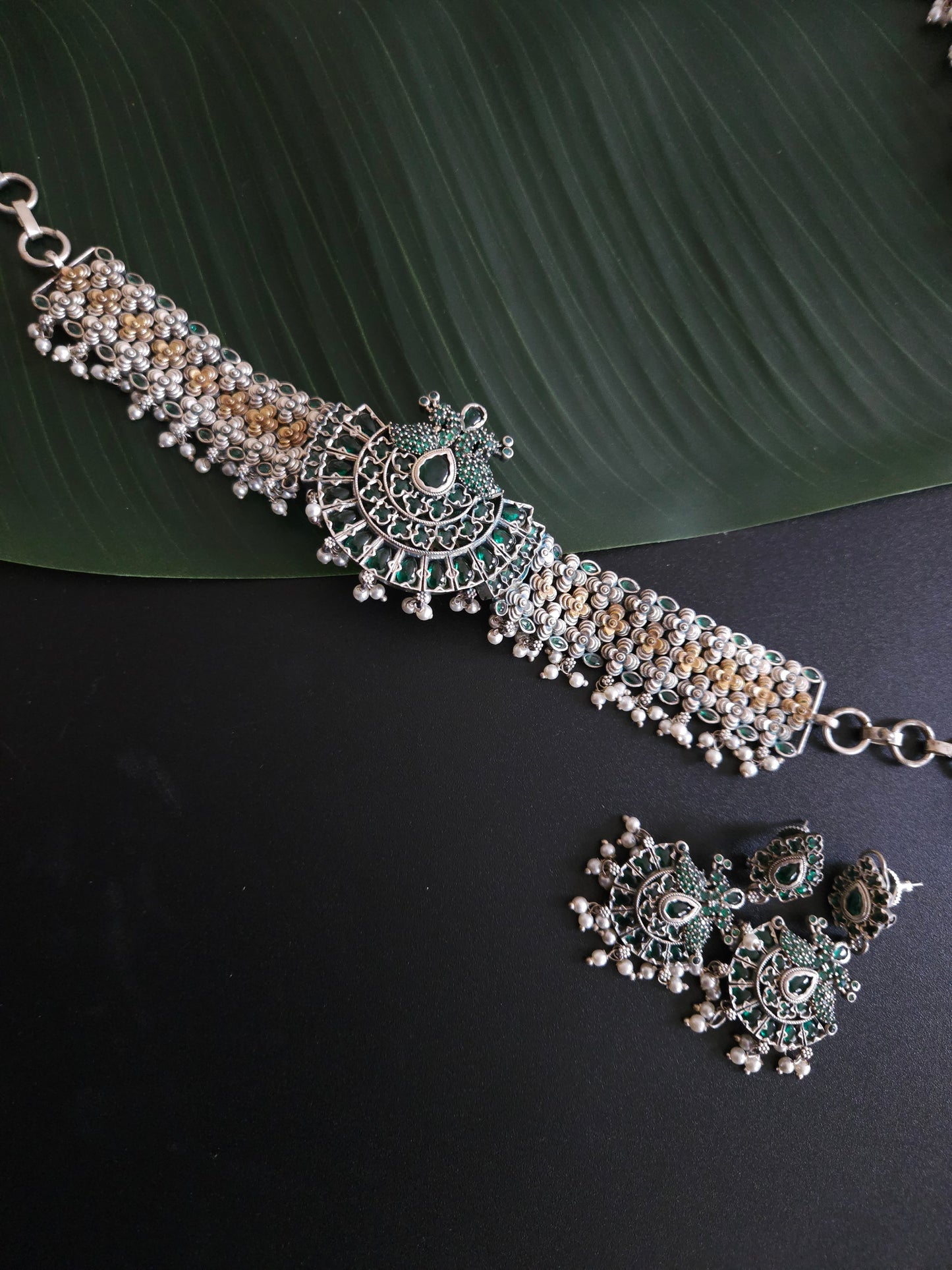 Achyutha Kemp choker necklace set