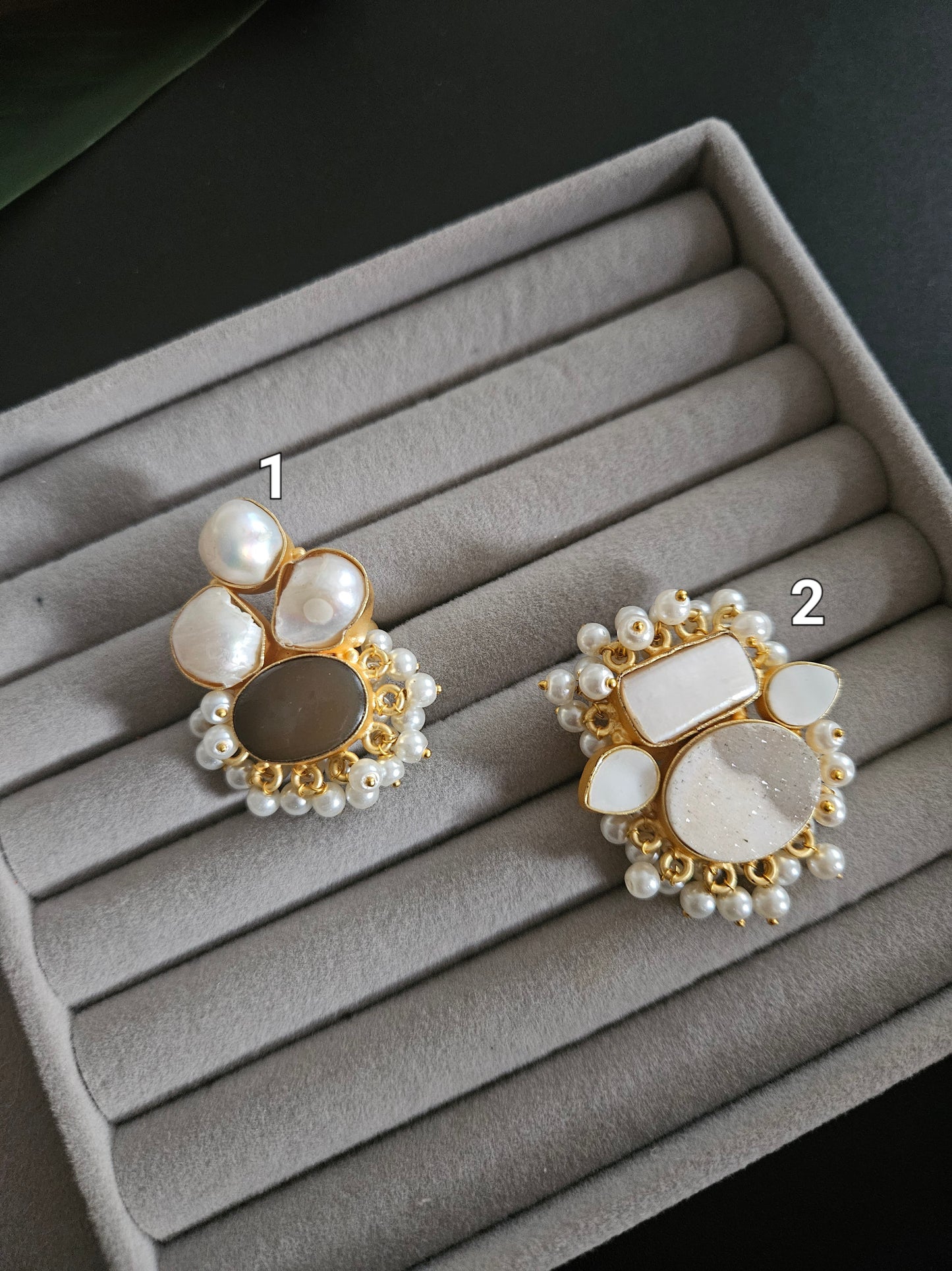 Pearl contemparary adjustable ring