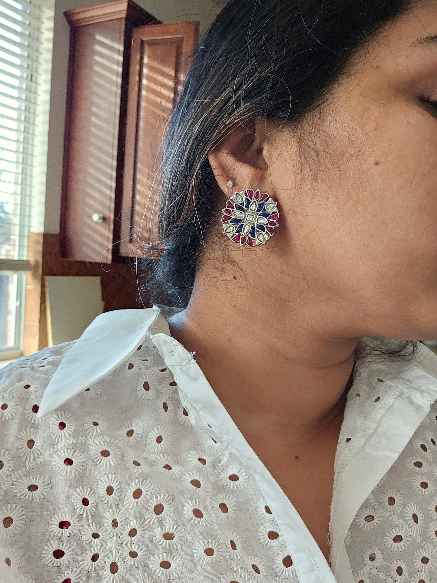 Medium kemp silver alike stud earrings