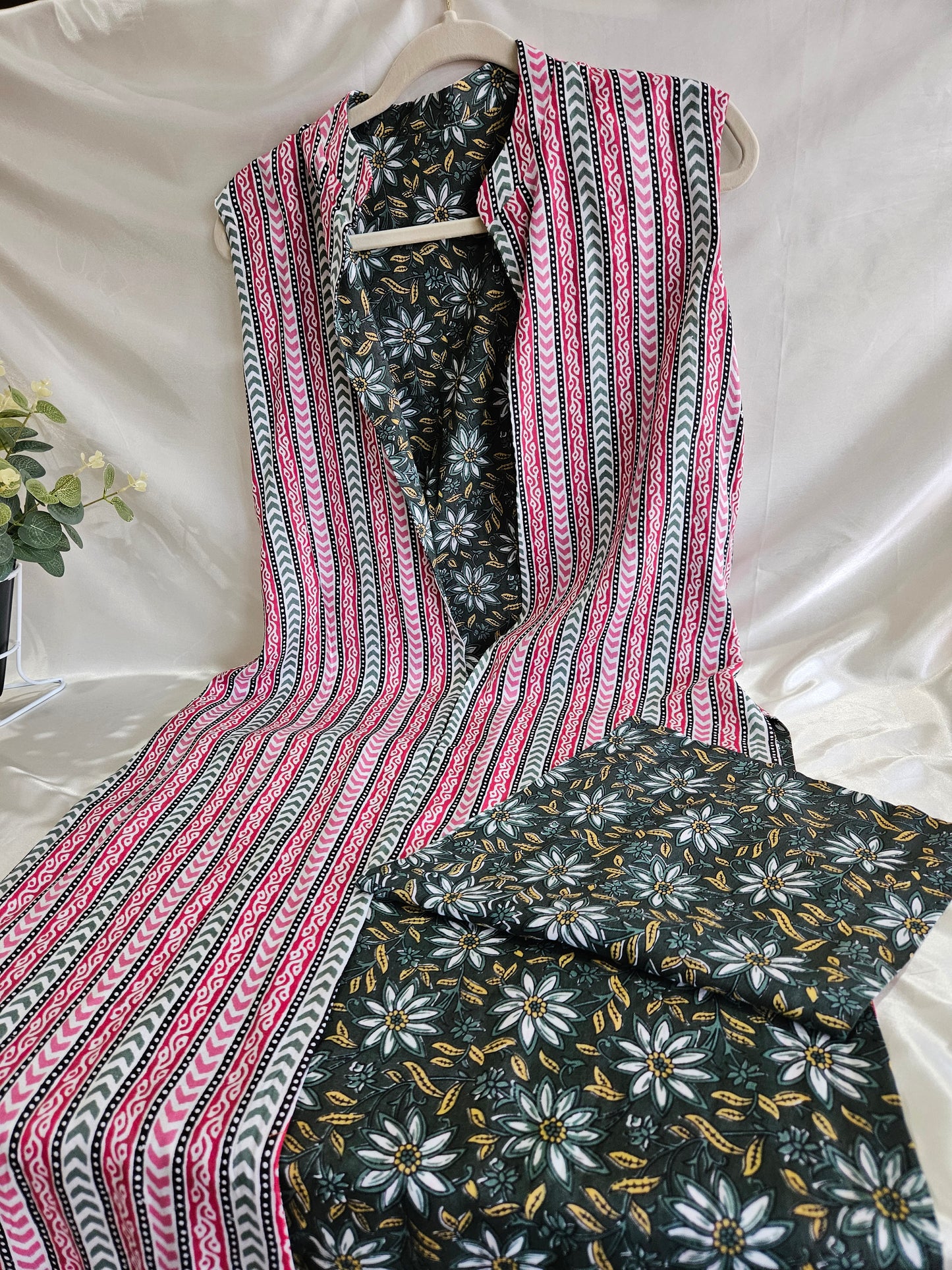 Adhiya reversible cotton jacket