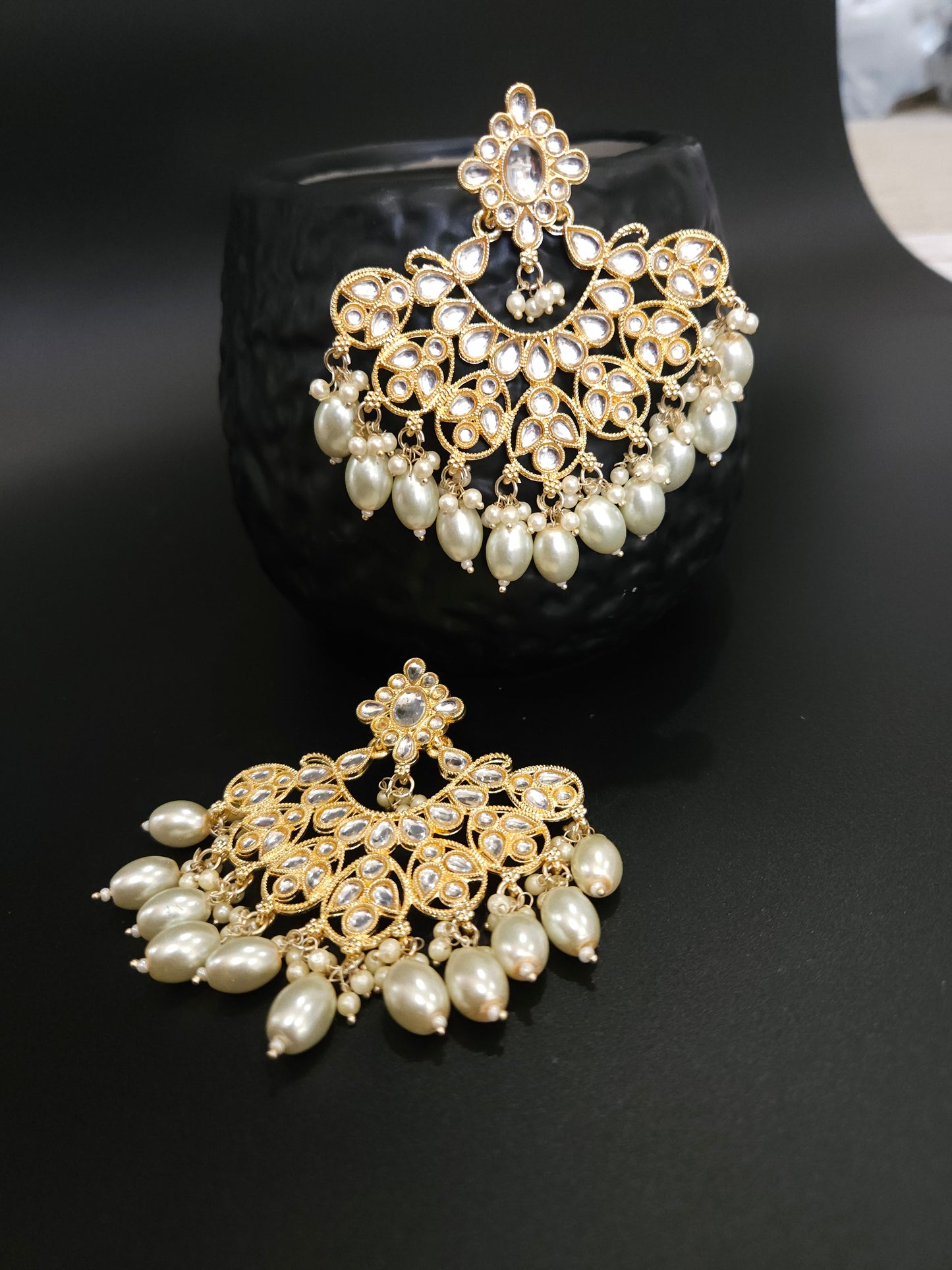 Arushi meenakari earrings