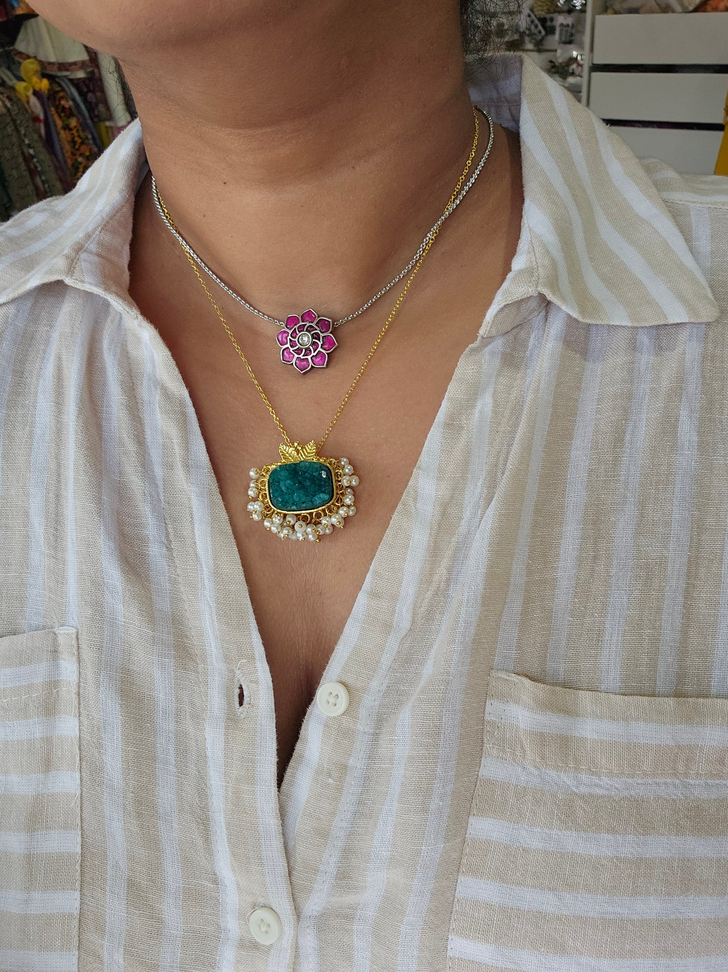Aarvi contemporary dainty necklace