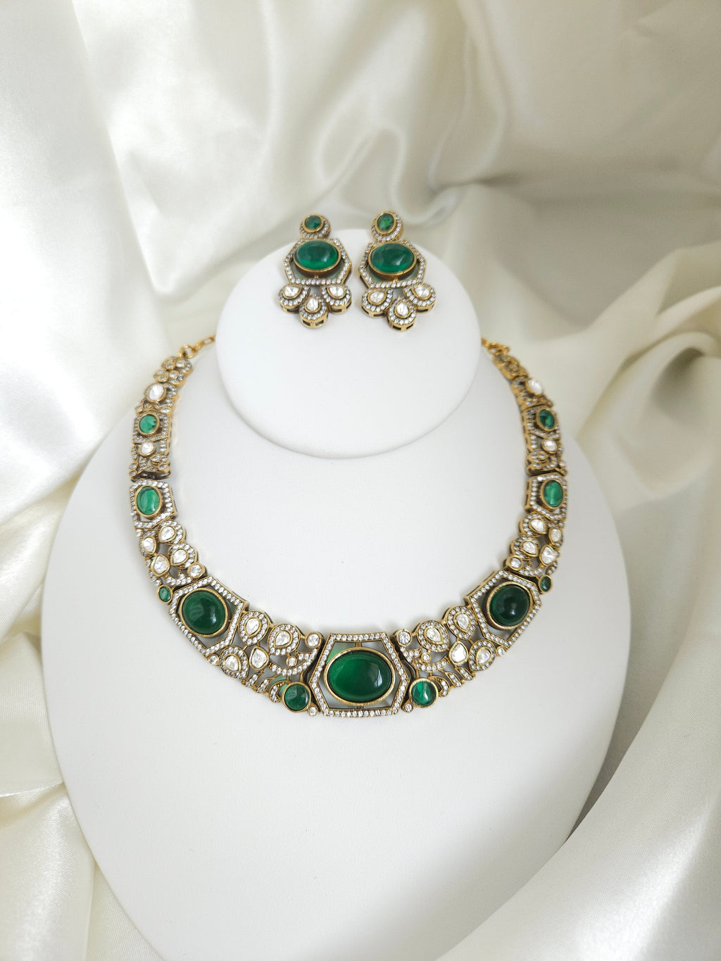Victorian mossanite  hasli necklace with earrings