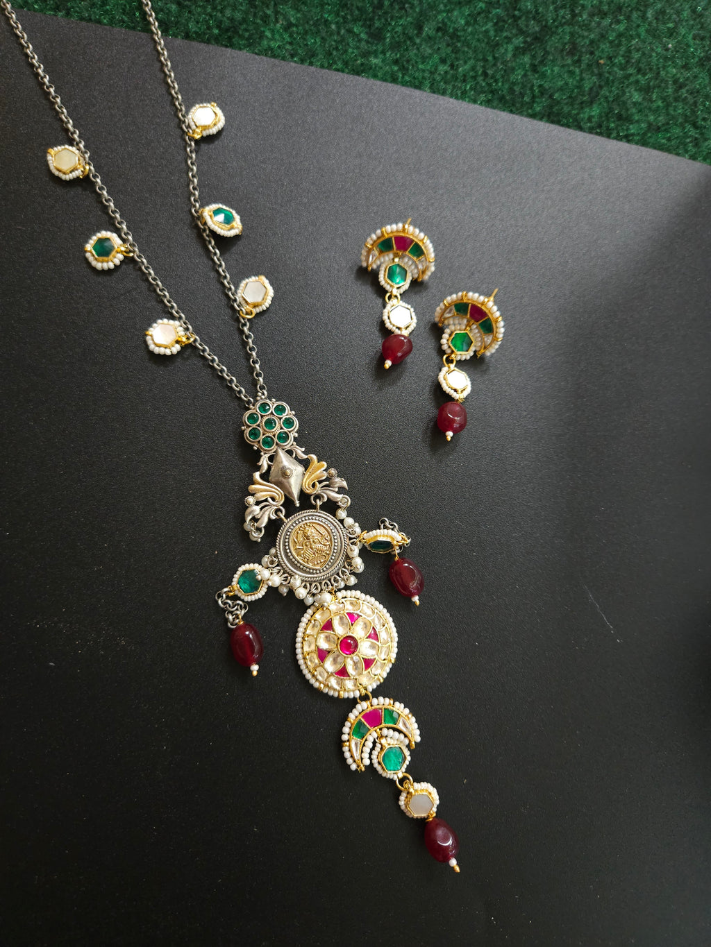 Aanshi fusion necklace set