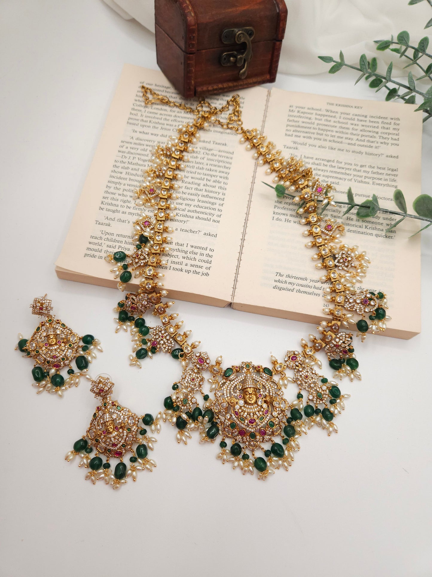 Sarya designer gold plated necklace set