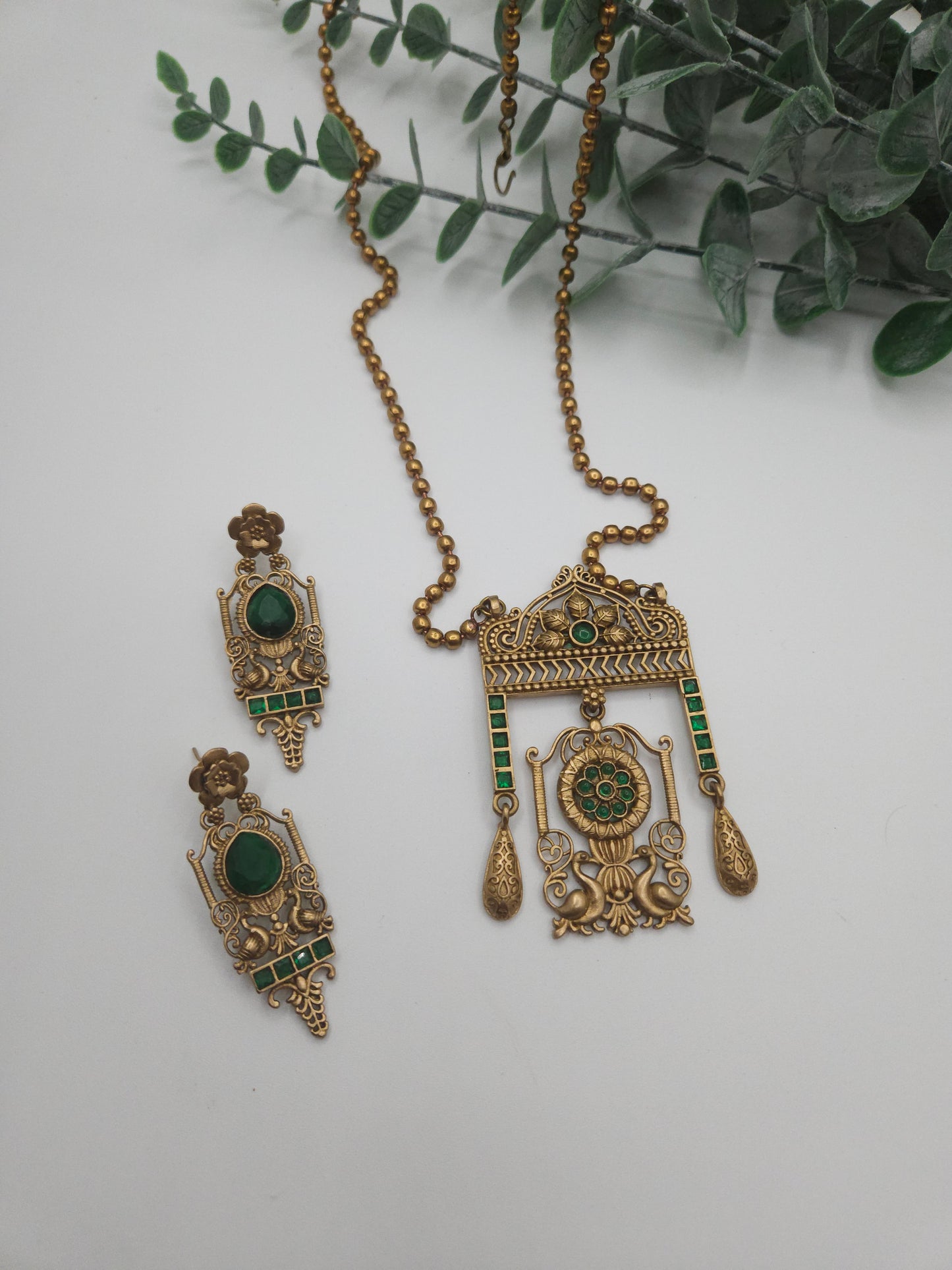 Rajwadi polish pendant necklace set