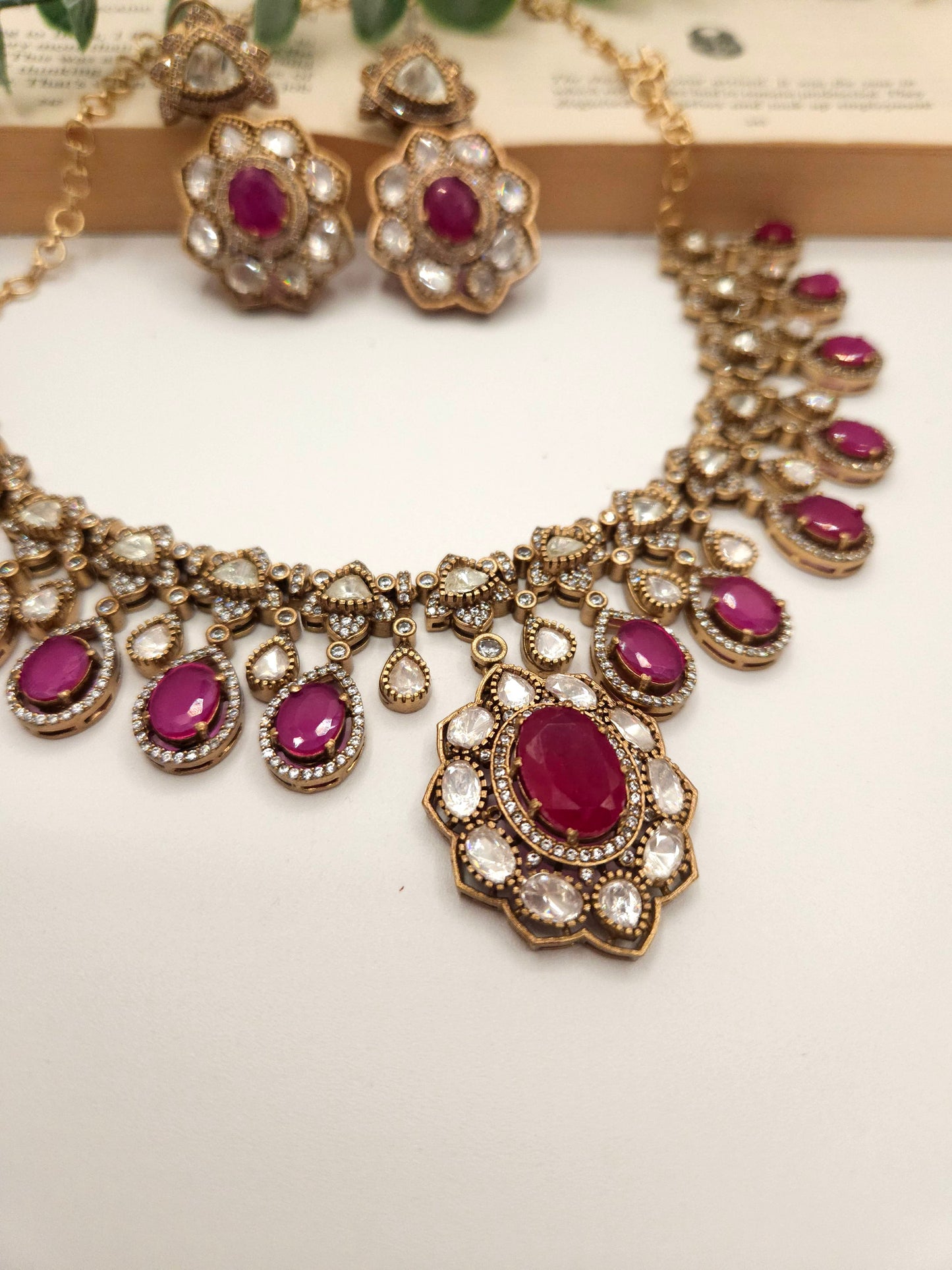 Ridhi victorian mossanite polki necklace set