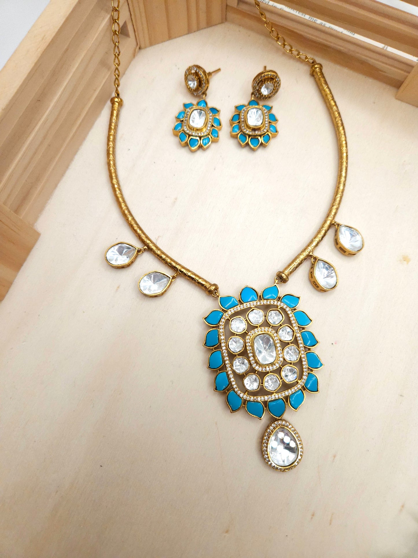 Ridhi mossanite polki necklace set