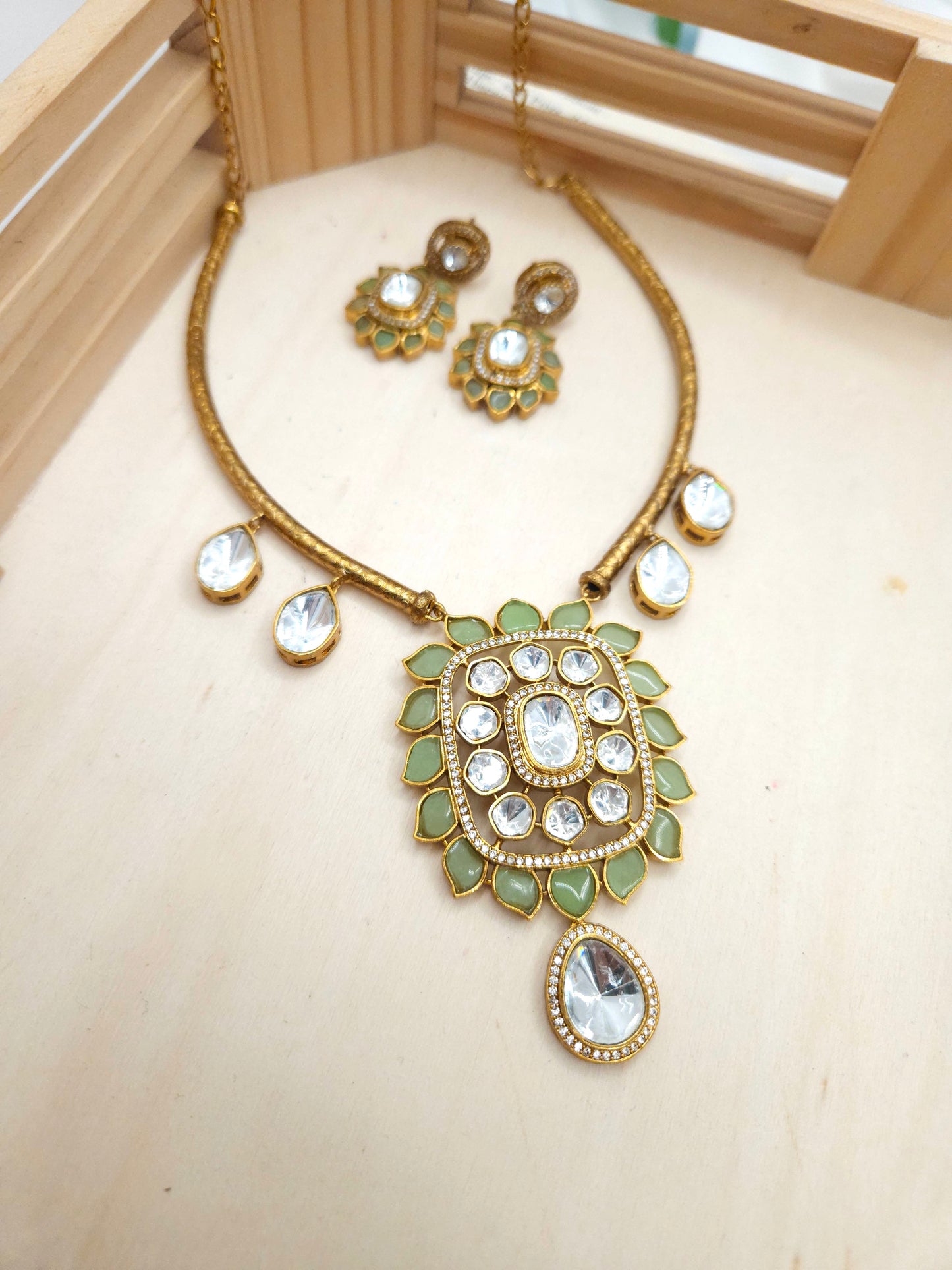 Ridhi mossanite polki necklace set