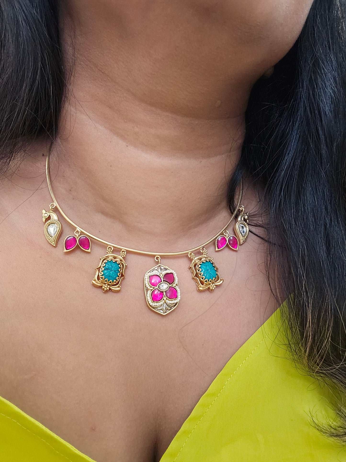 Alicia fusion hasli necklace set