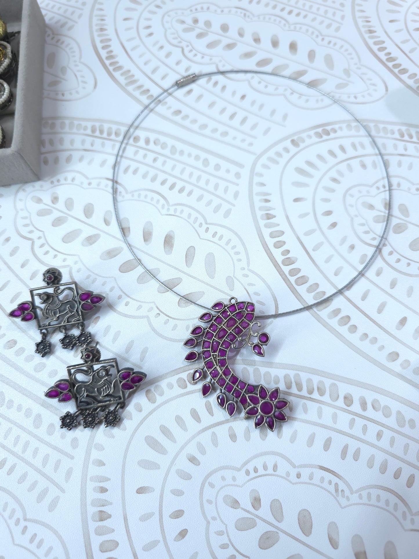 Fish hasli dual tone pendant necklace set