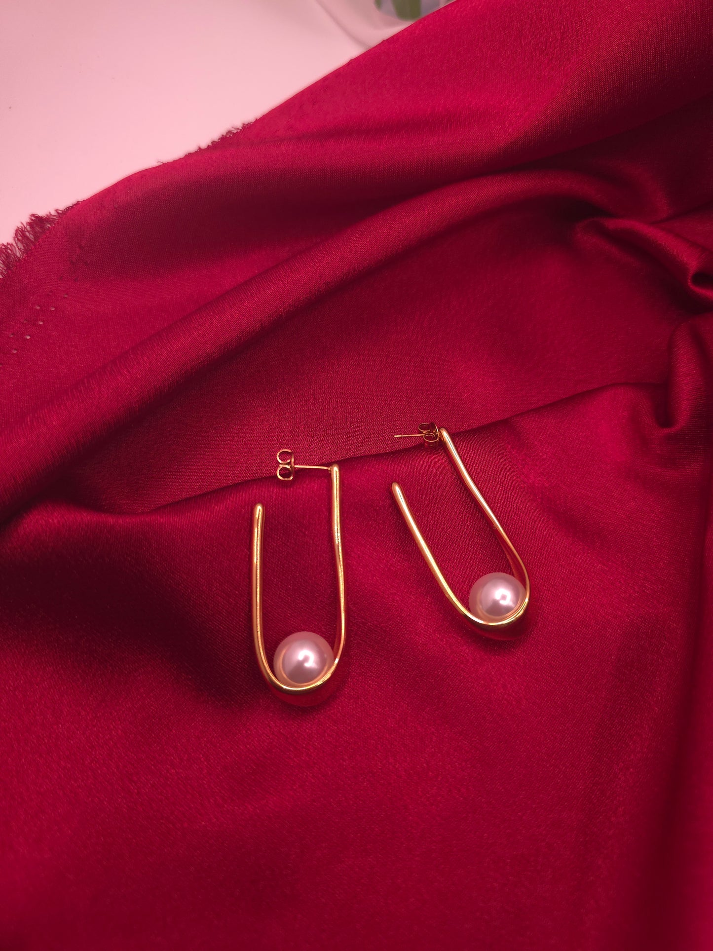 Pearl stainless steel contemporary earrings