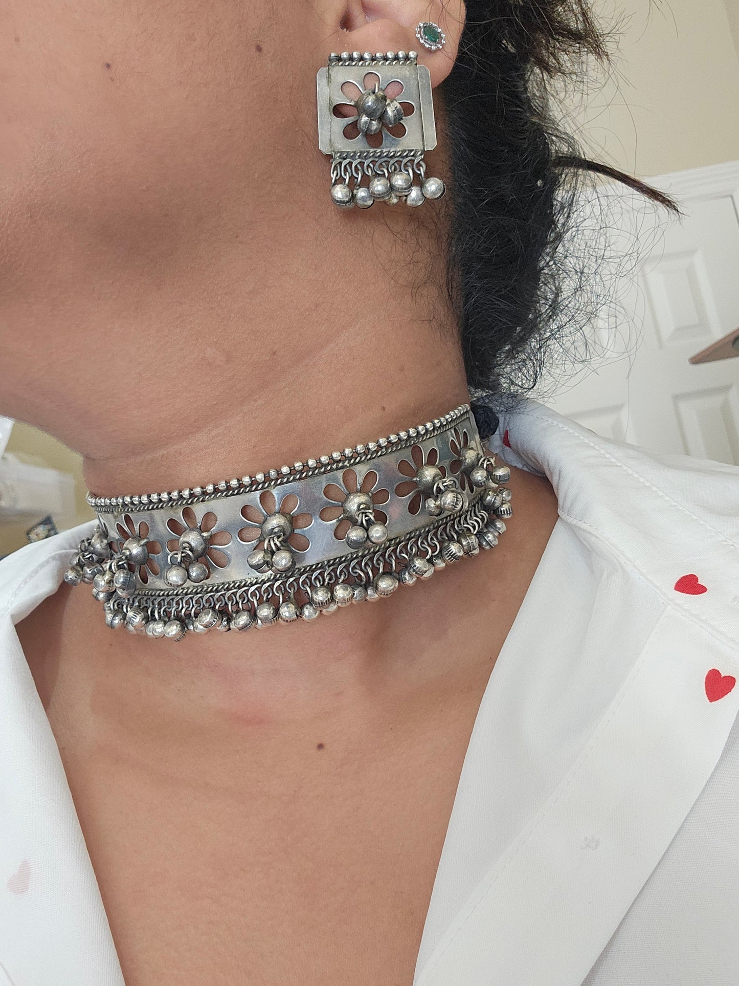 Anamika silveralike choker Necklace set