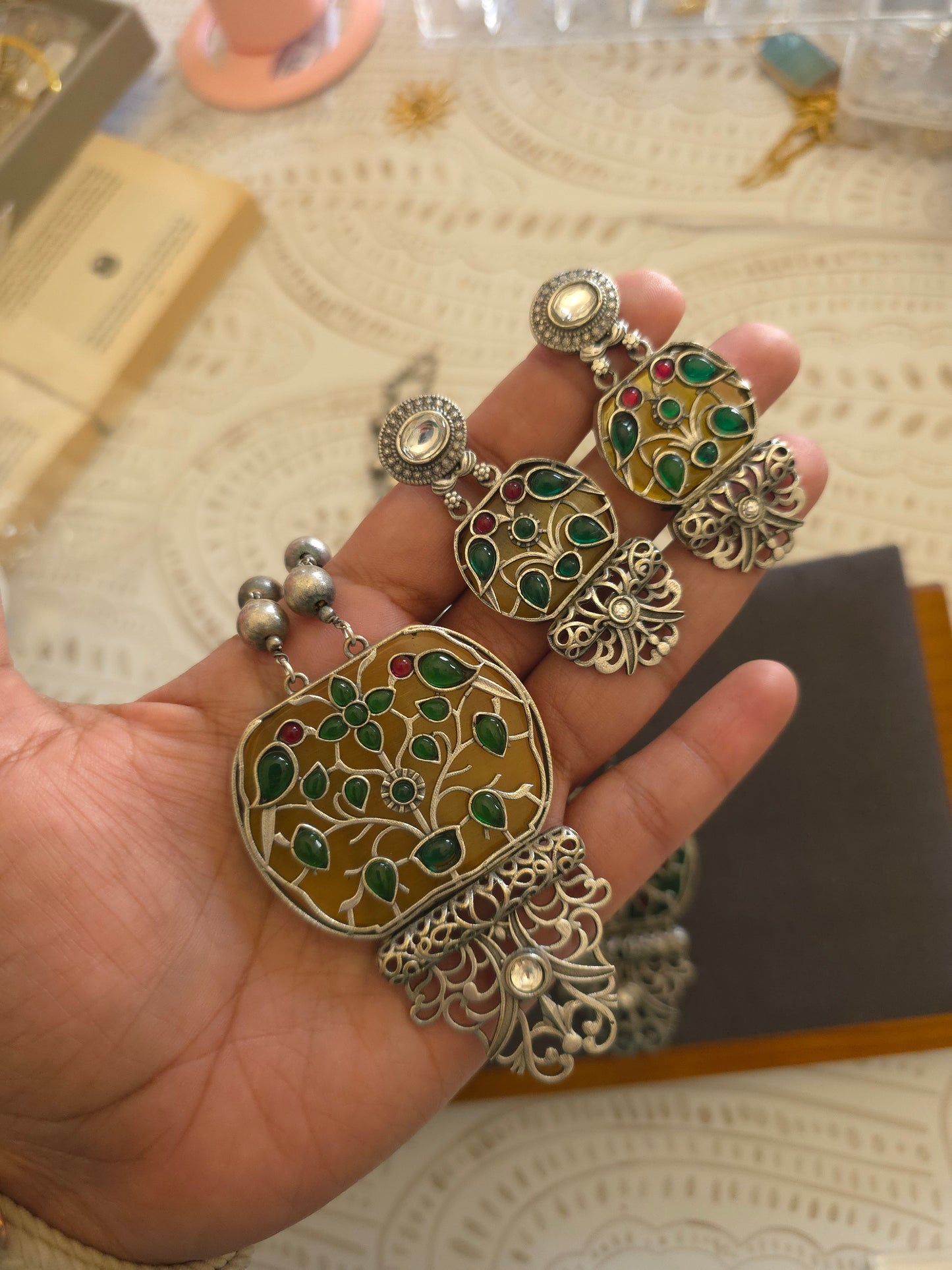 Asma silver alike fusion pendant necklace