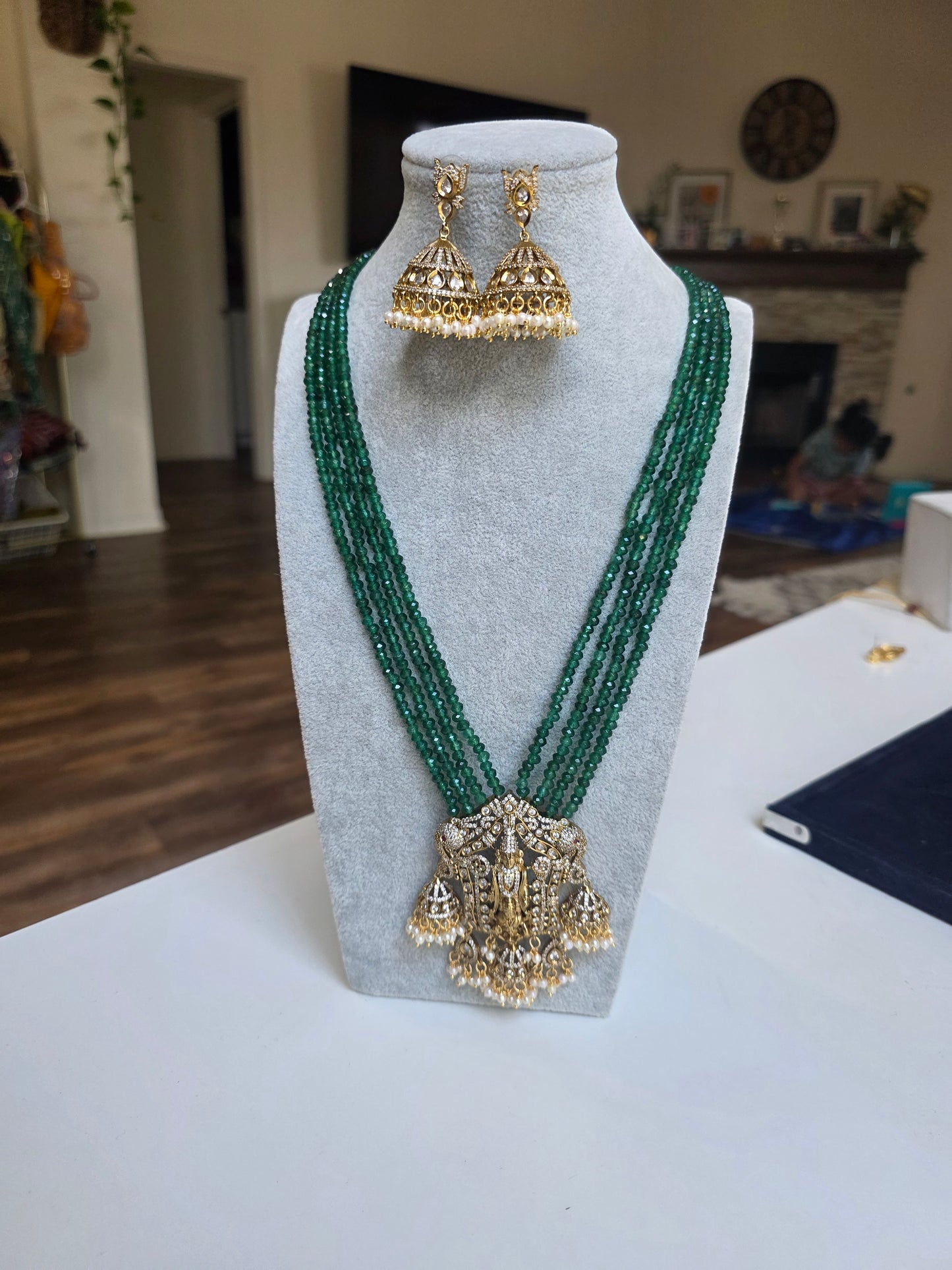 Victorian polki guttapusalu necklace with earrings