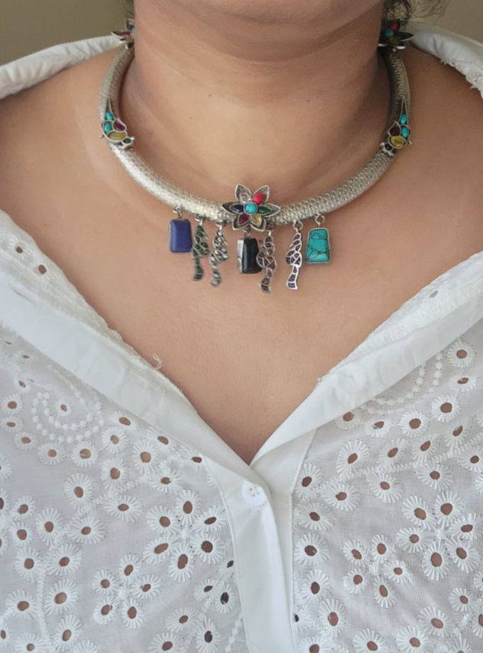 Achyutha hasli necklace