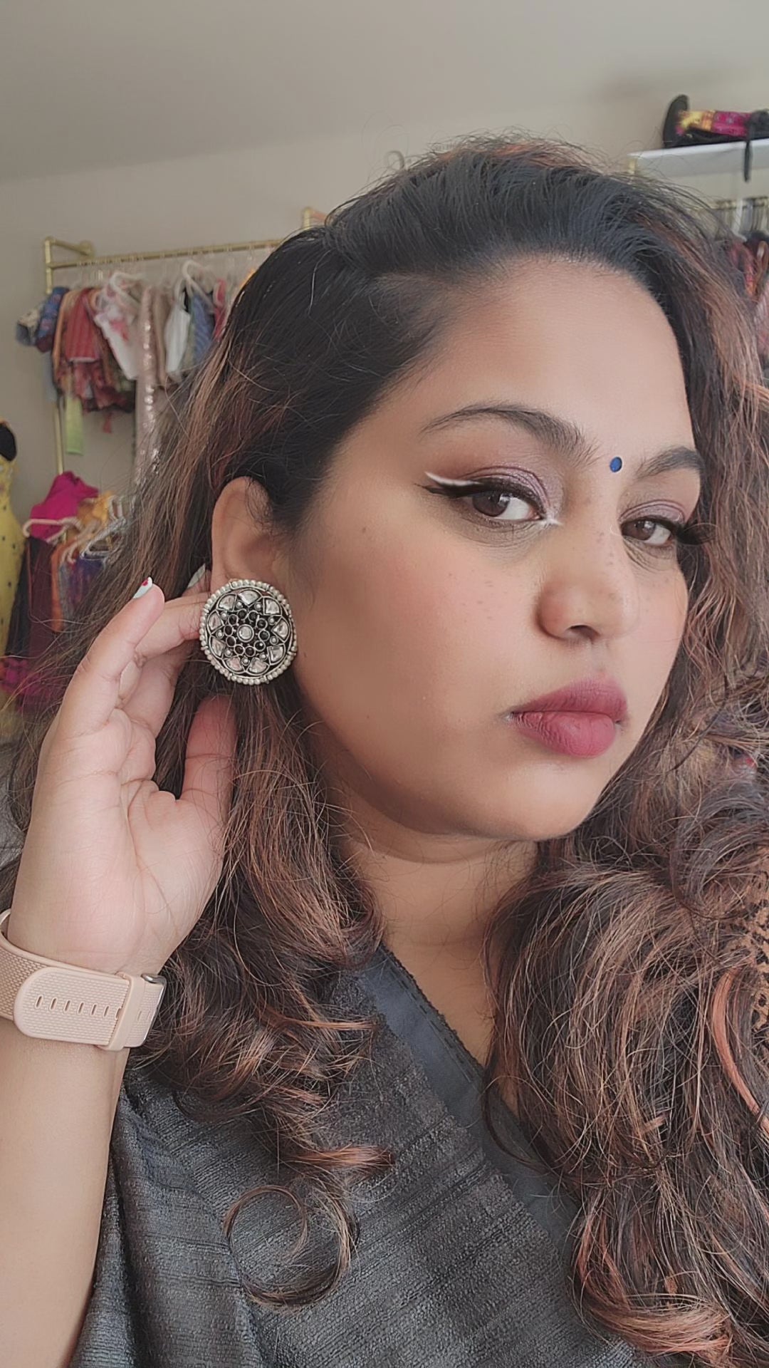 Oxidized stud earrings outlet
