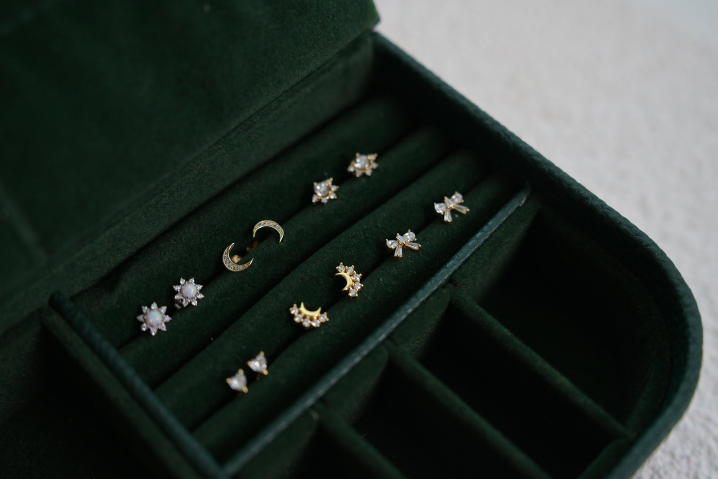 Moon 925 silver pierced nose pin