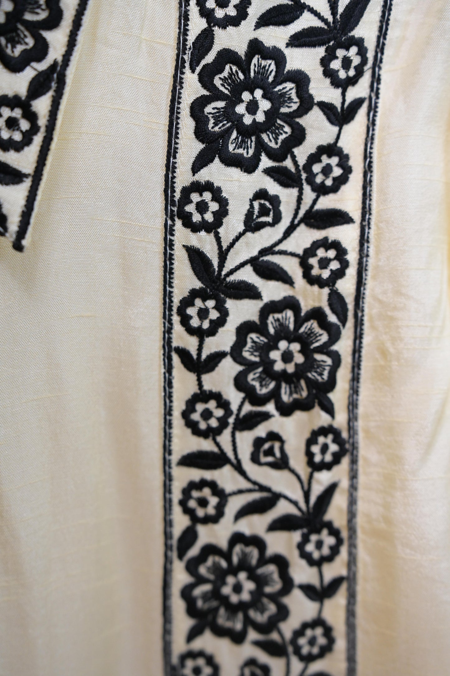 Anika Muslin embroidered cord set