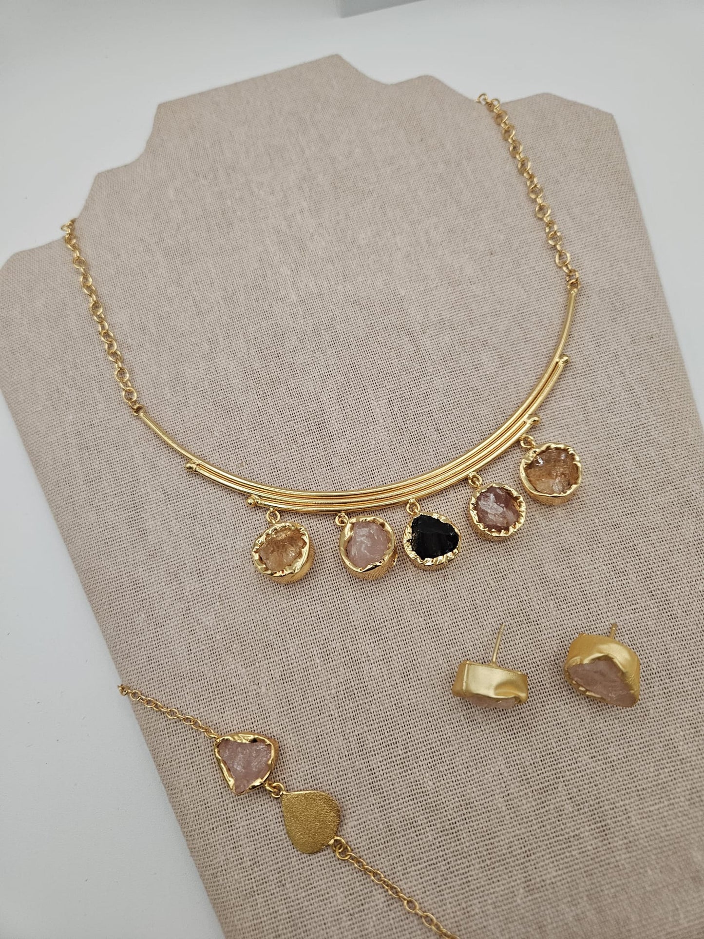 Natural stone necklace set