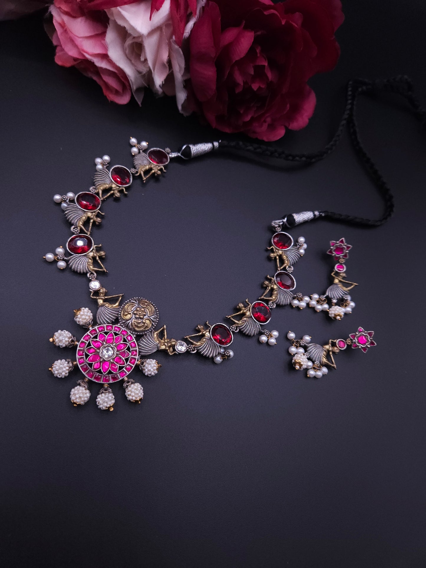 Achyutha fusion necklace set