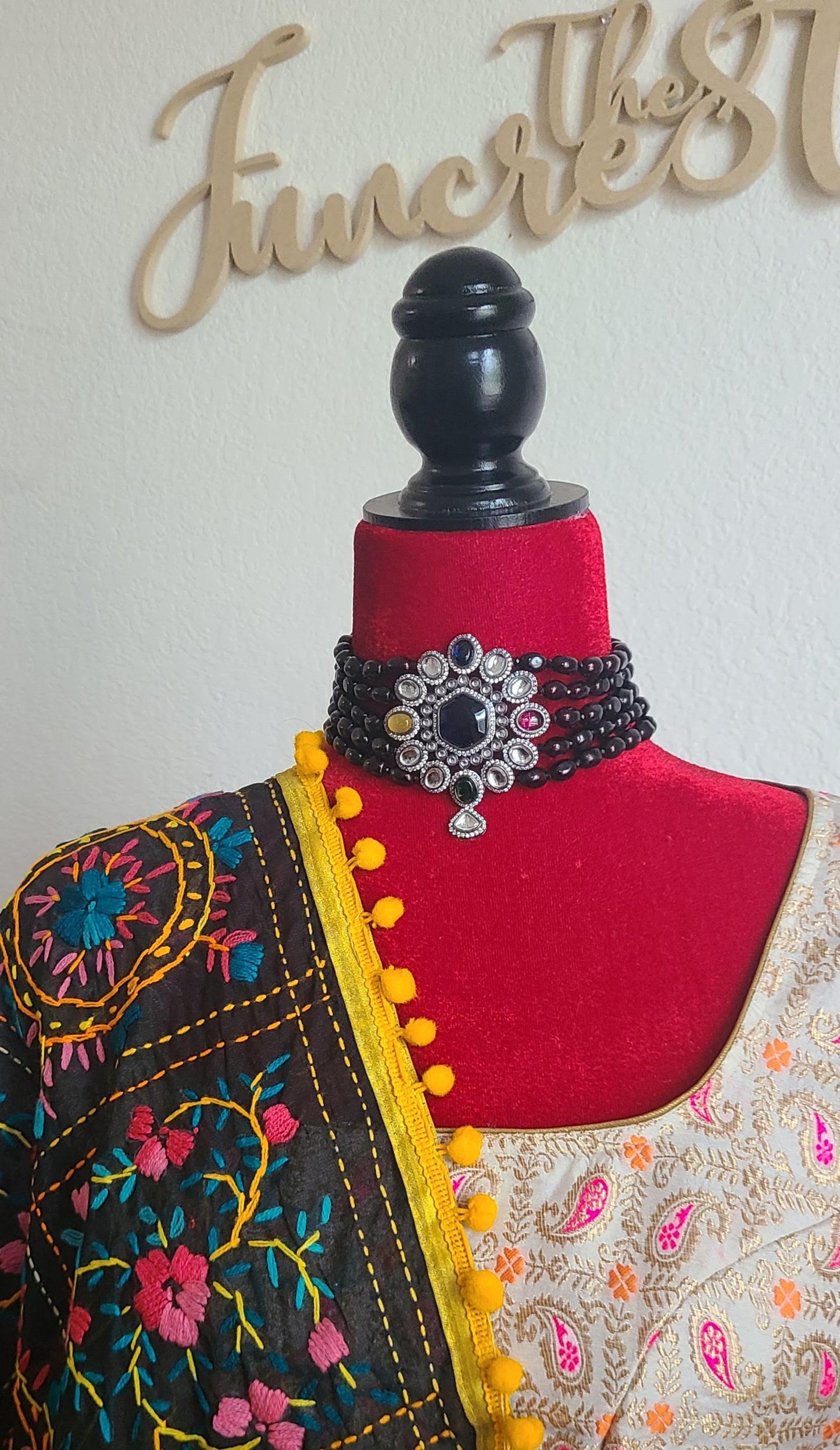 Beaded choker necklace set