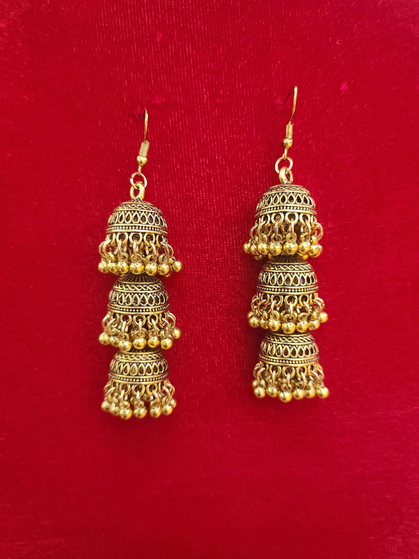 Light weight layer jhumka earrings
