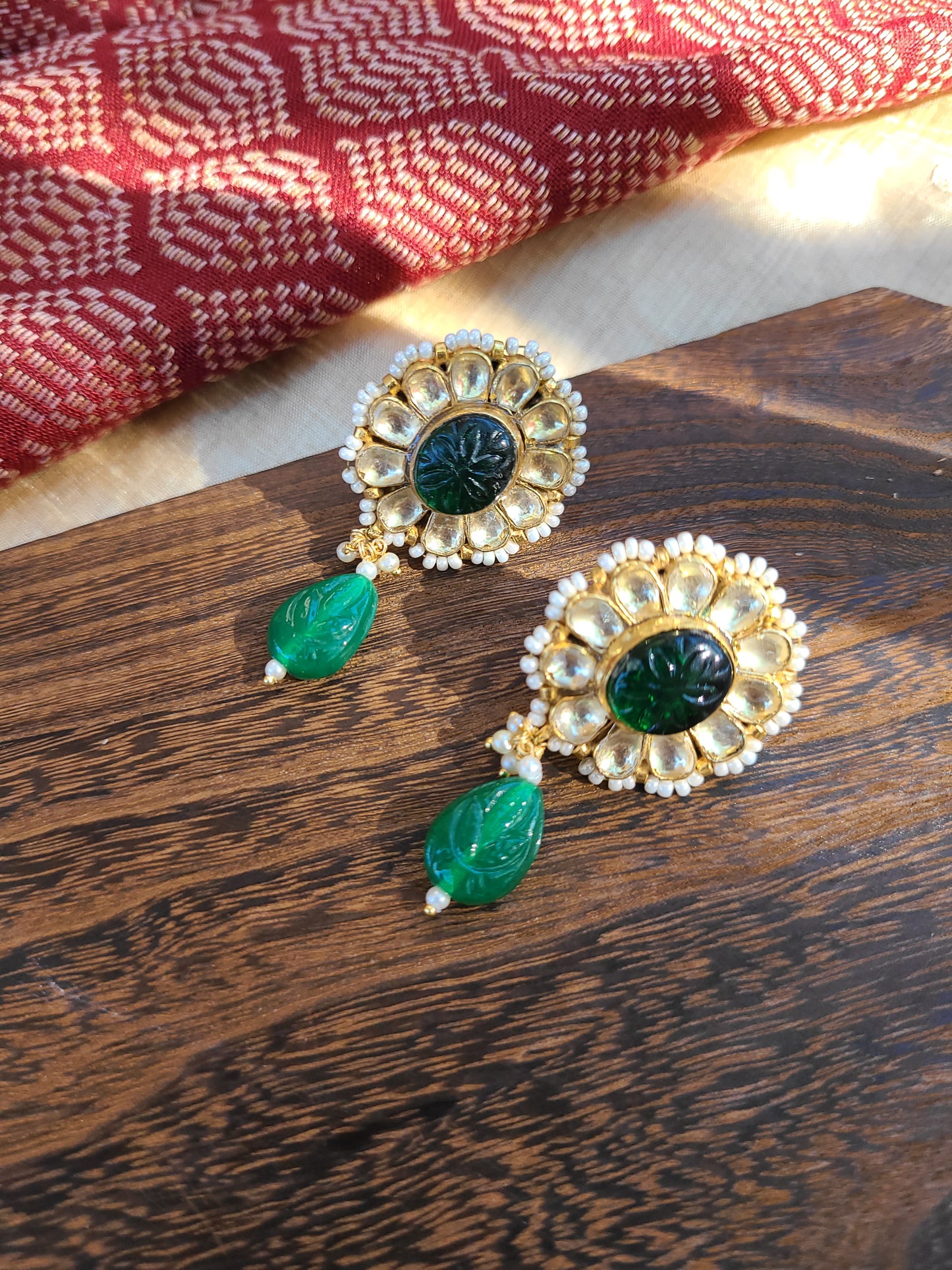 Iditri pachi kundan earrings