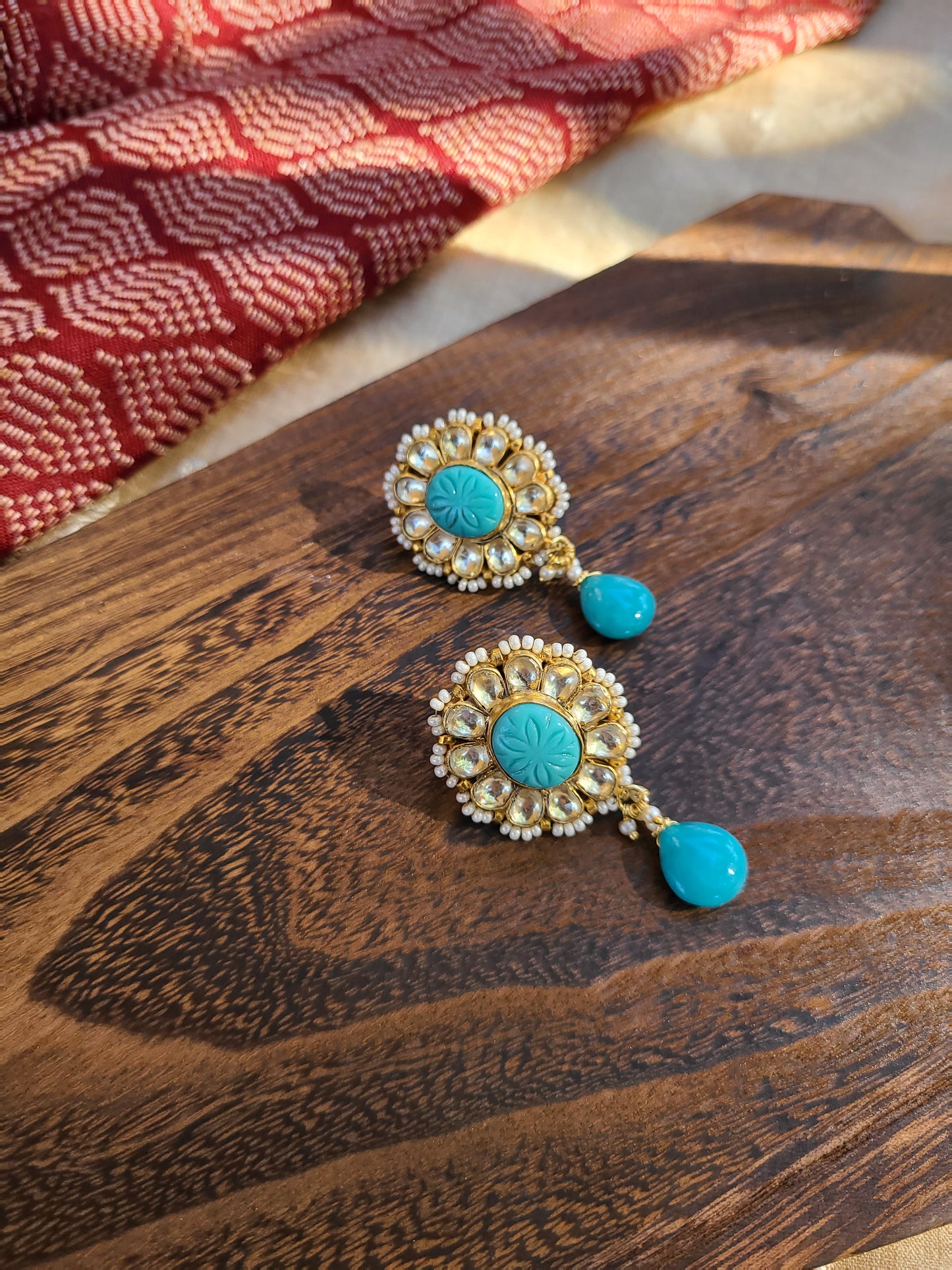 Iditri pachi kundan earrings