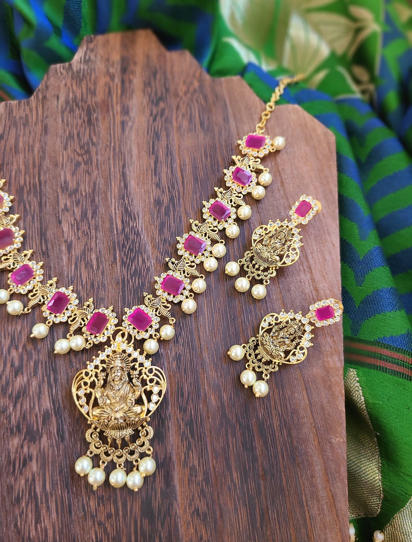 Sarya designer gold plated necklace set