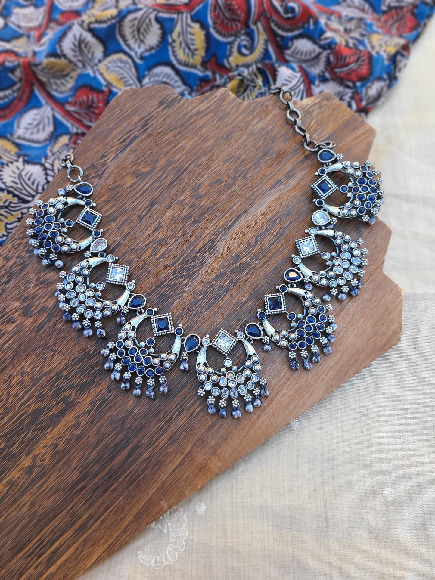 Ariyah silver alike necklace set