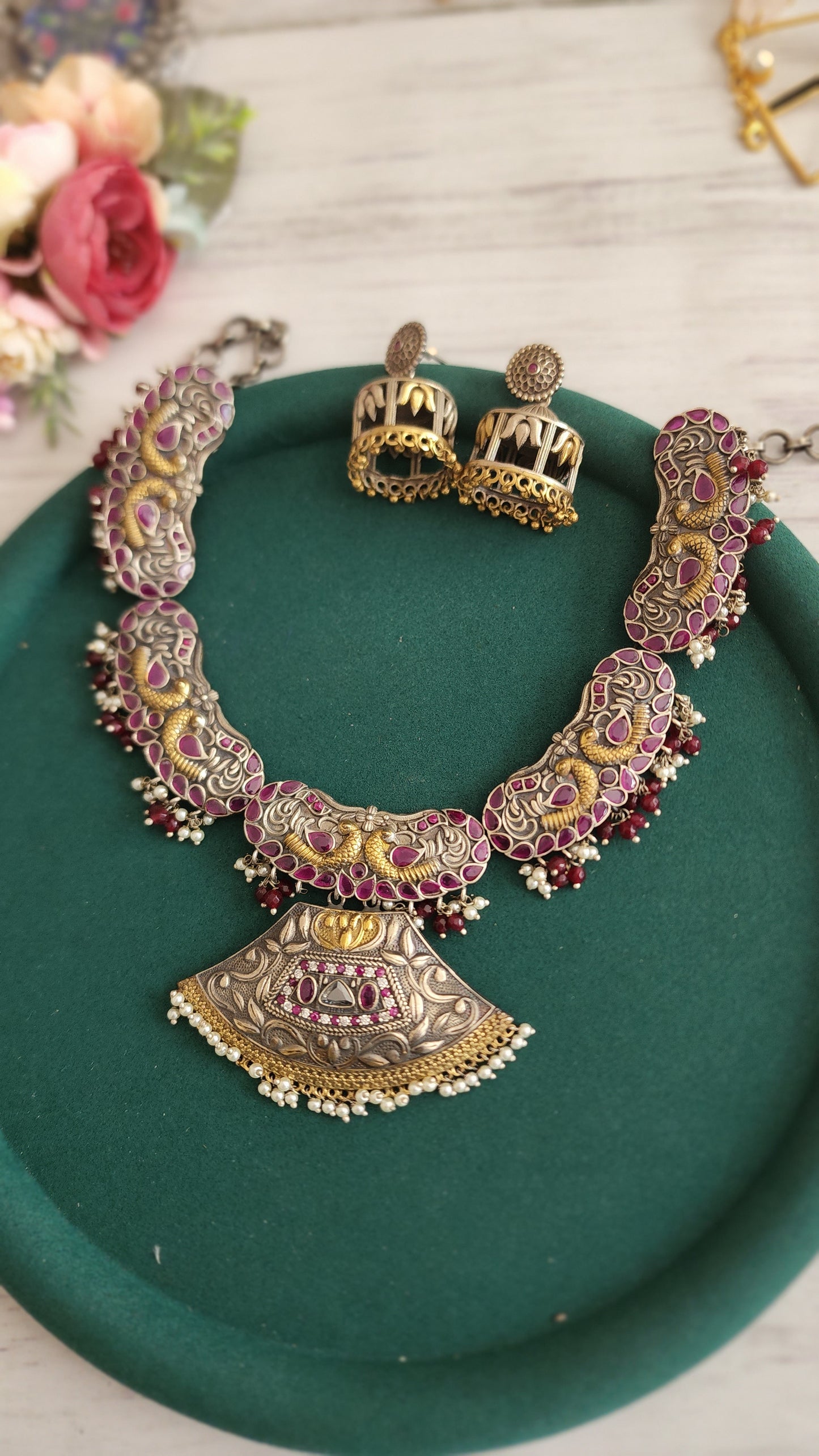 Alicia dualtone hasli necklace set