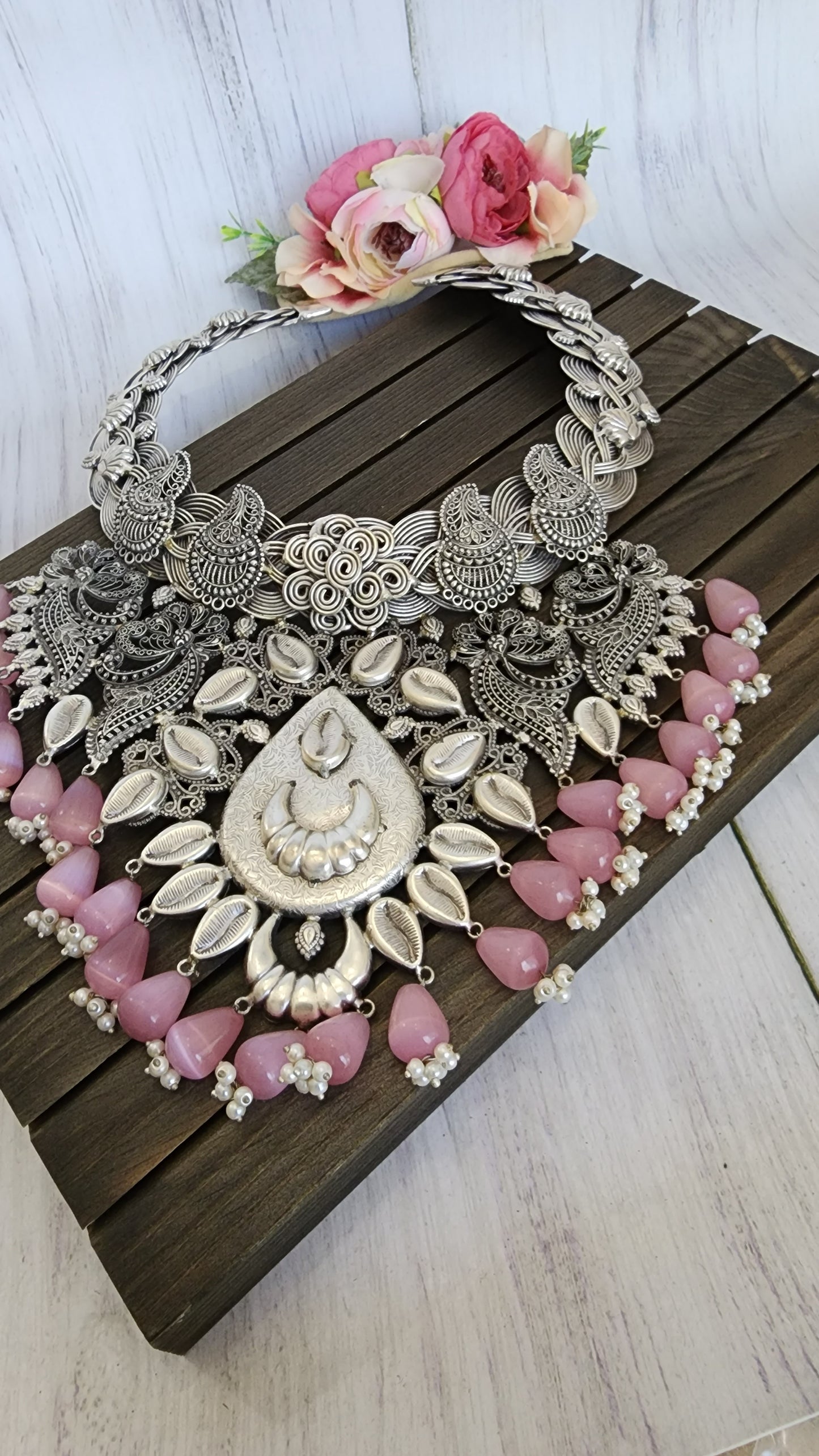 Maria statement hasli necklace