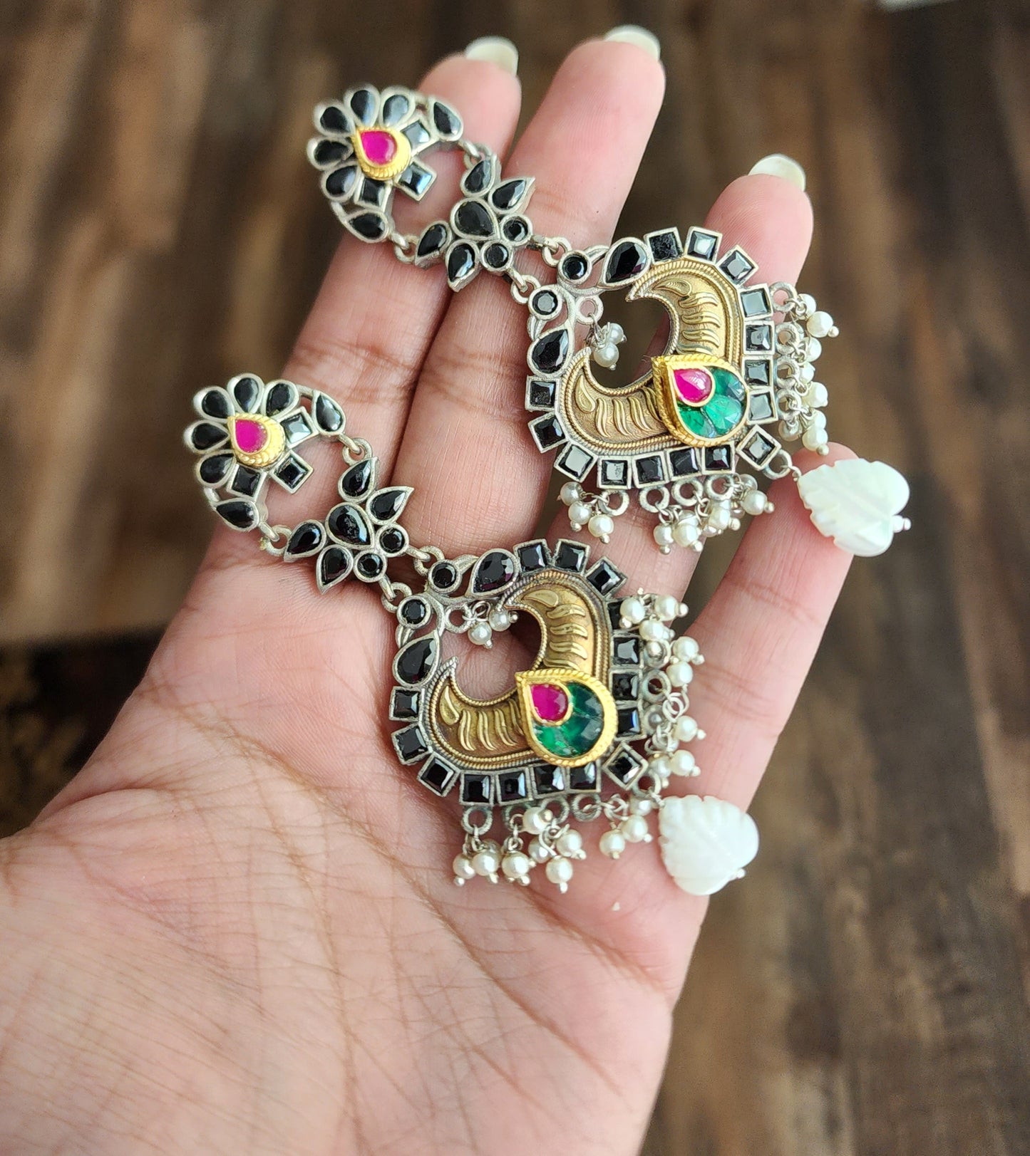 Ray fusion contemporary Silver Alike earrings