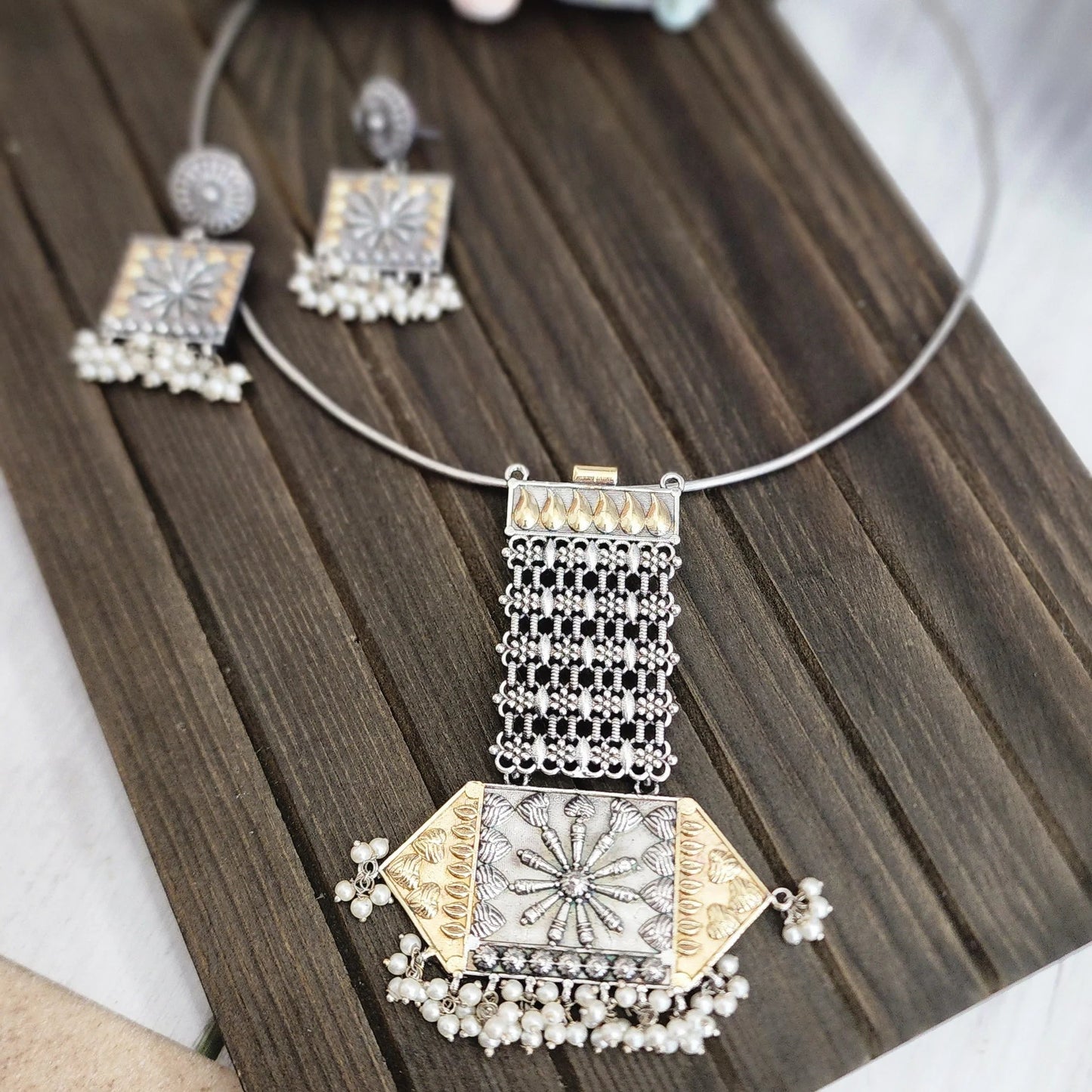 Maria hasli pendant necklace
