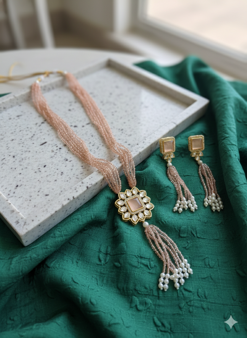 Beaded goldplated statement necklace set