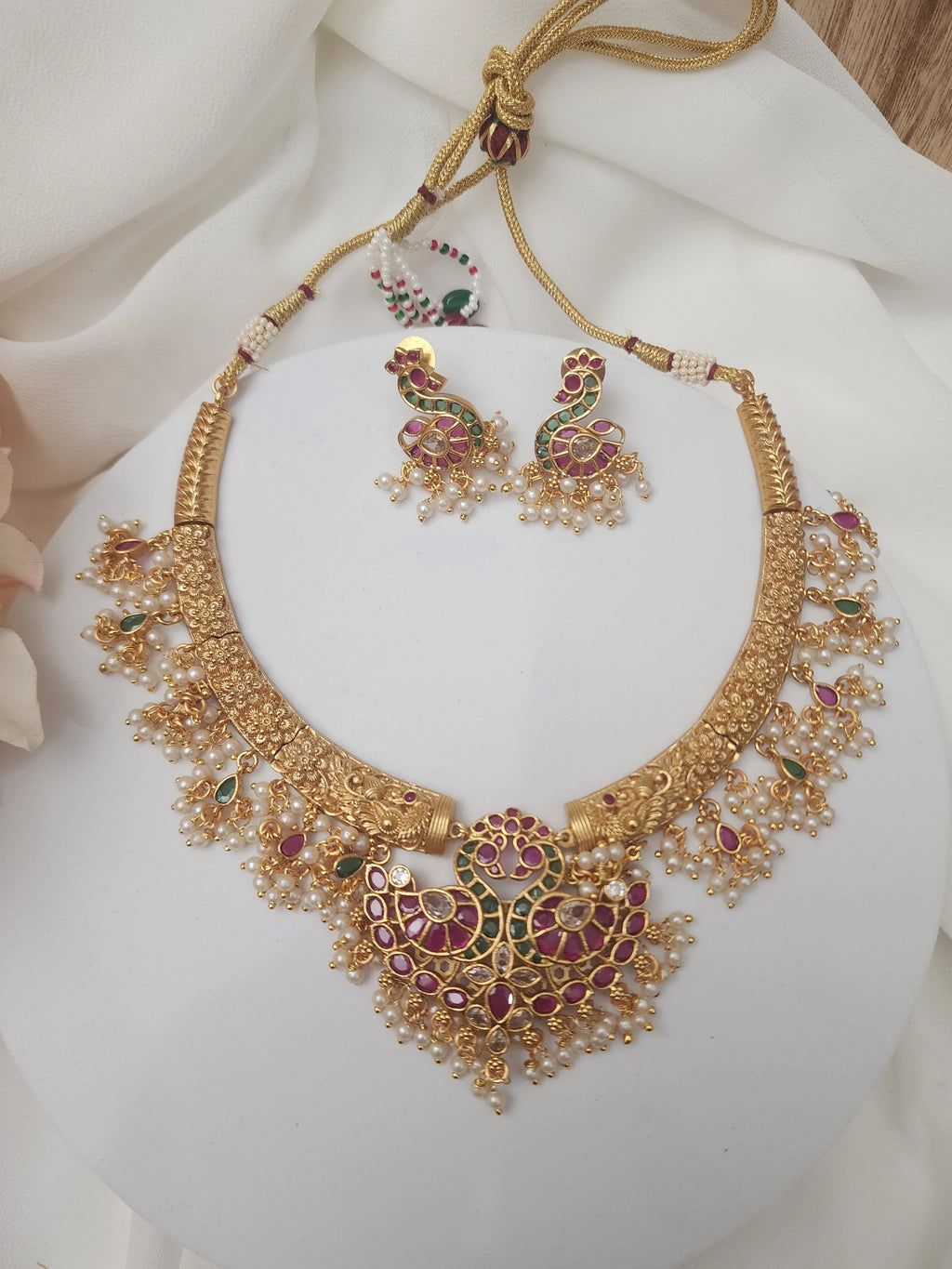 Mangli hasli gold plated necklace set