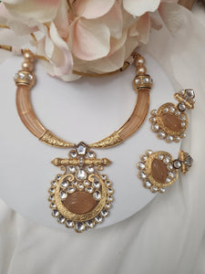 Aarvi natural contemporary hasli Necklace set