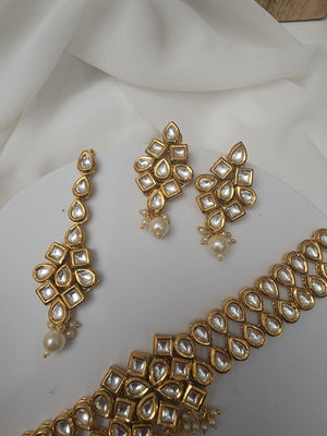Aashwi kundan meenakari necklace set