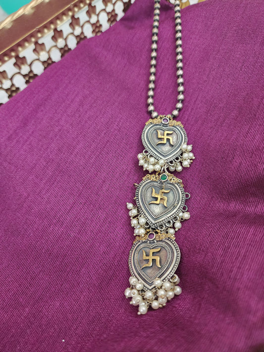 Anura handmade Silver alike dualtone pendant necklace