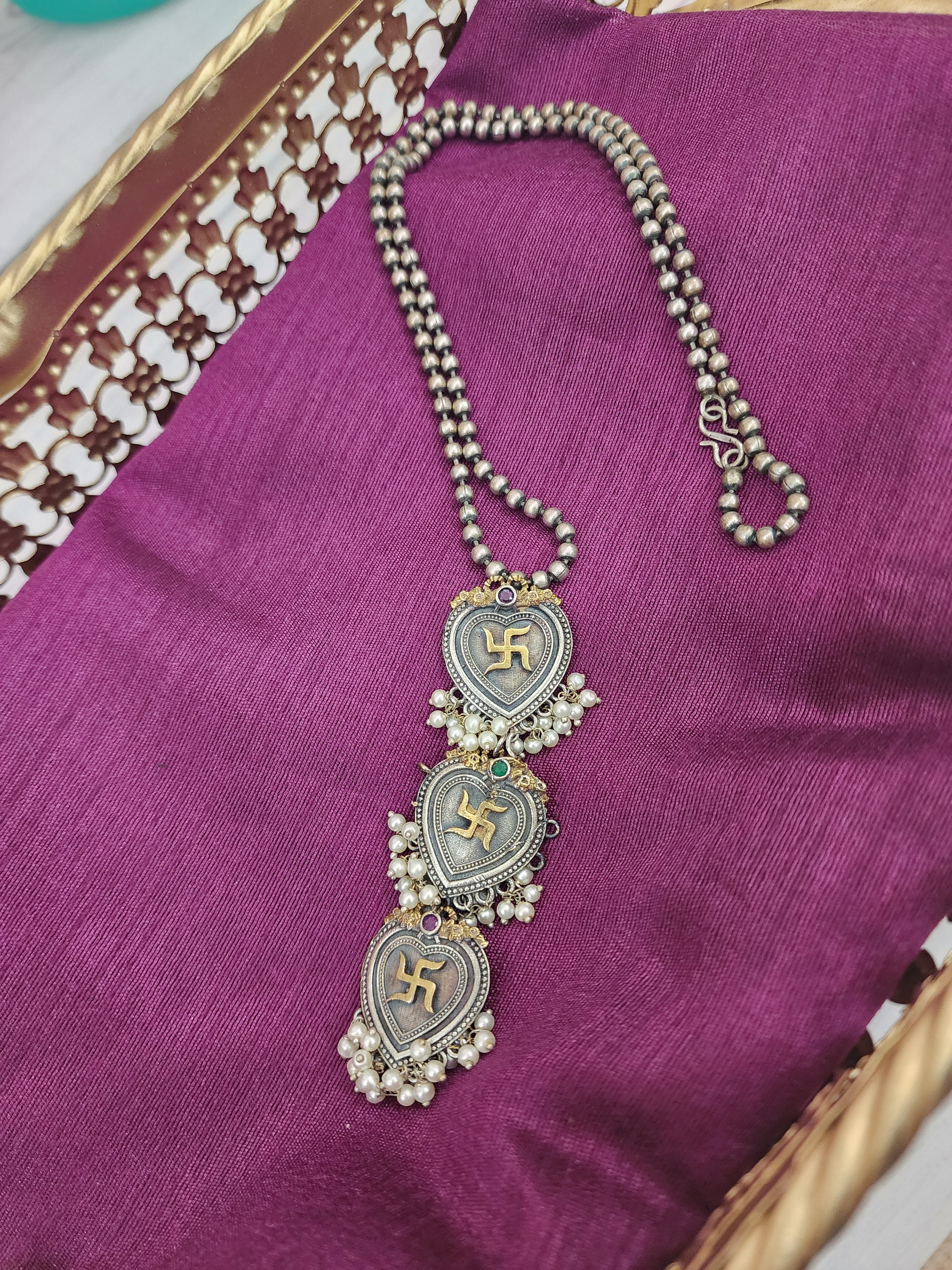 Anura handmade Silver alike dualtone pendant necklace
