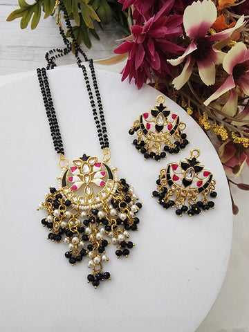 Black bead meenakari pendant necklace set