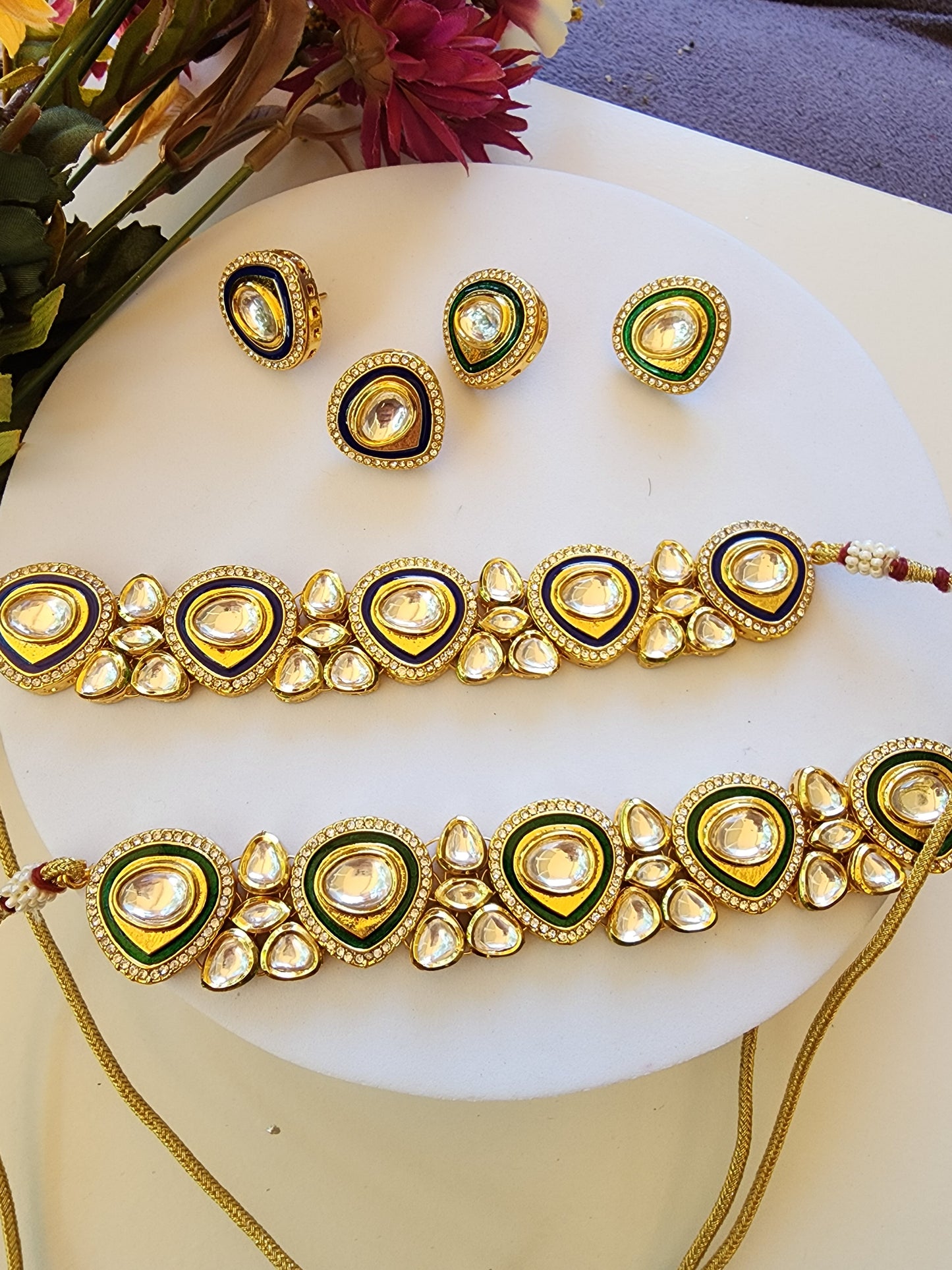 Aanshi kundan choker necklace set