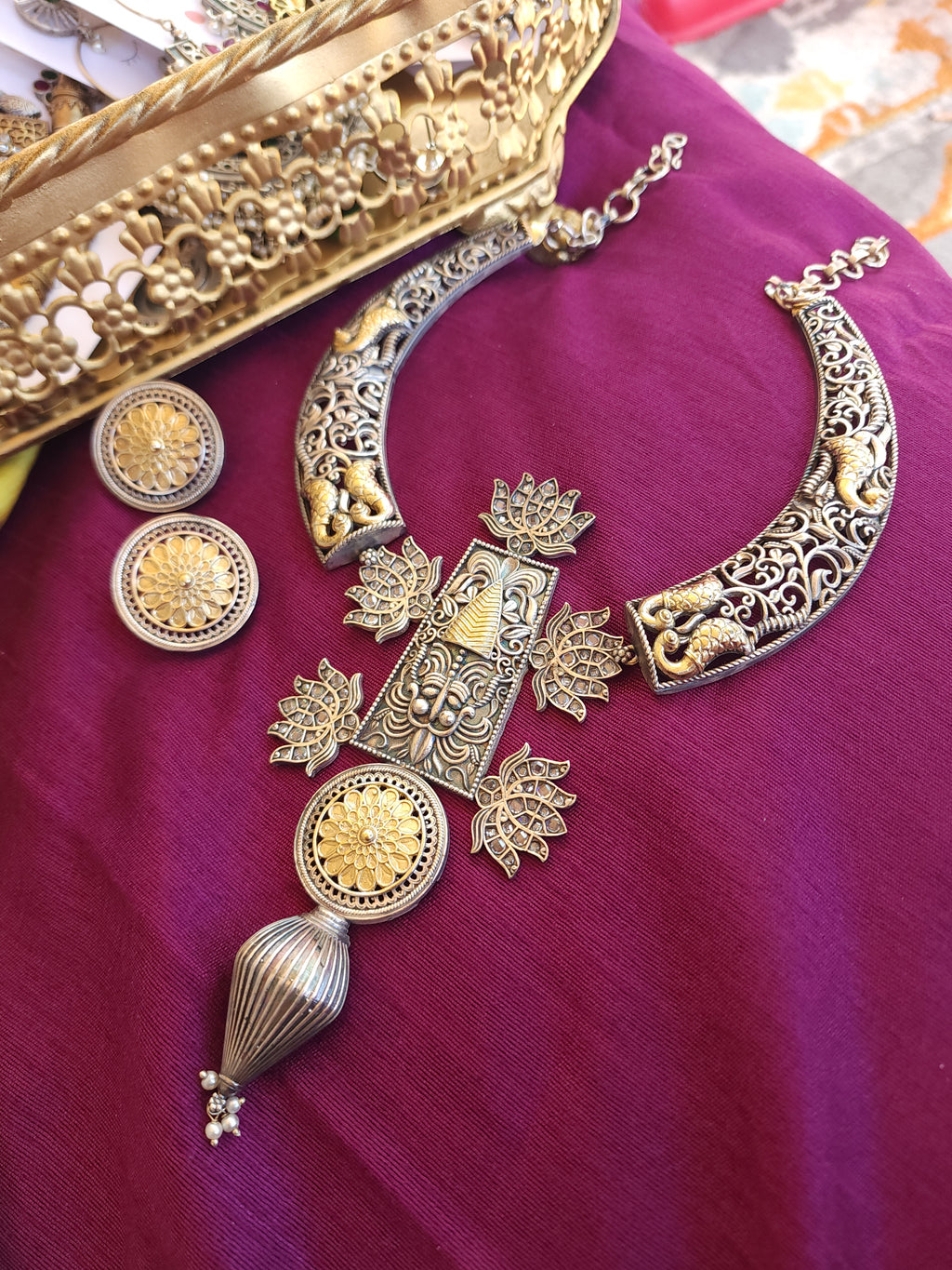 Alicia dualtone hasli necklace set