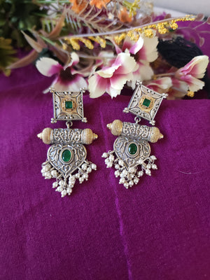 Anthara dualtone earrings