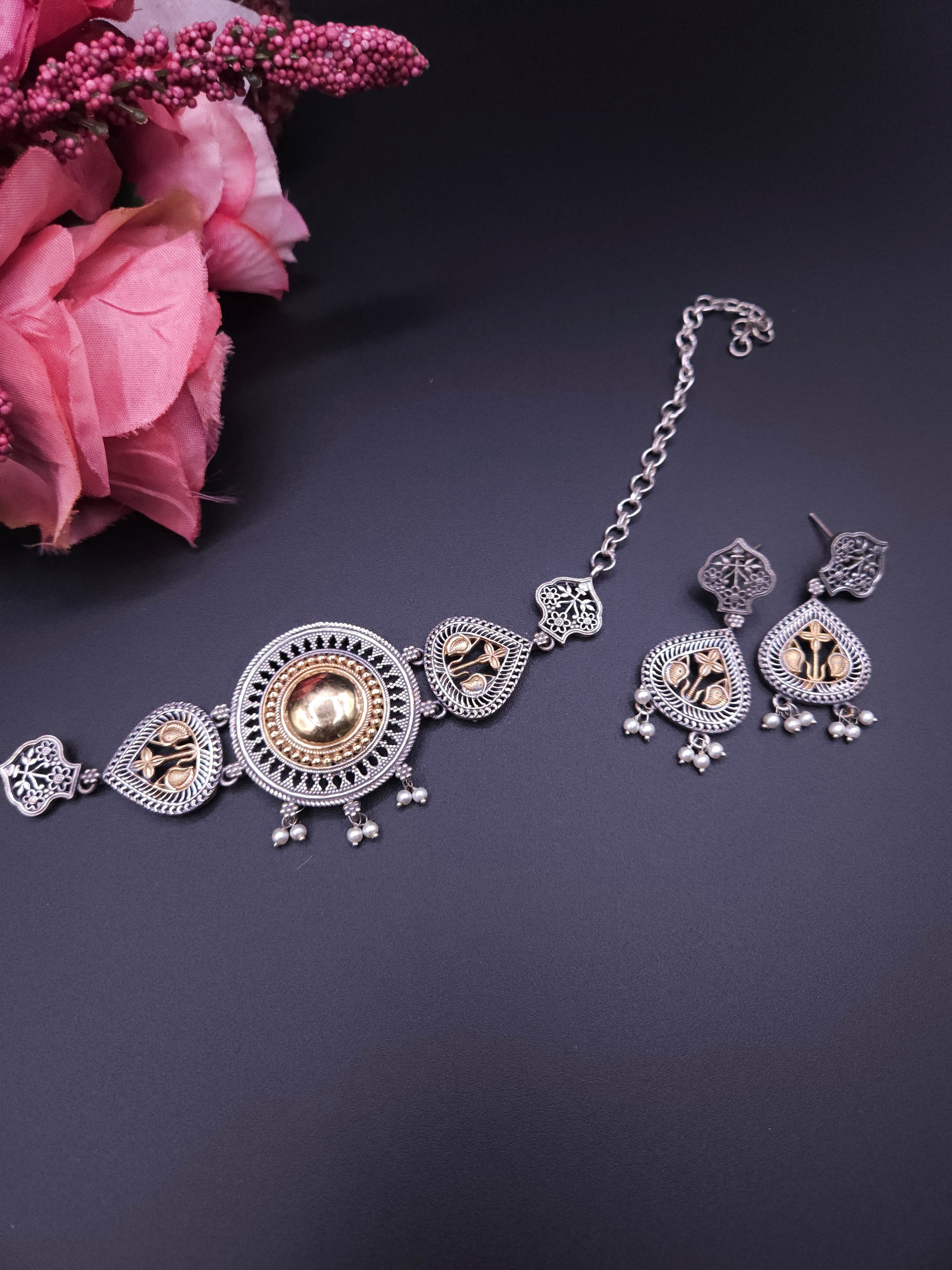 Dualtone Silver alike choker necklace set