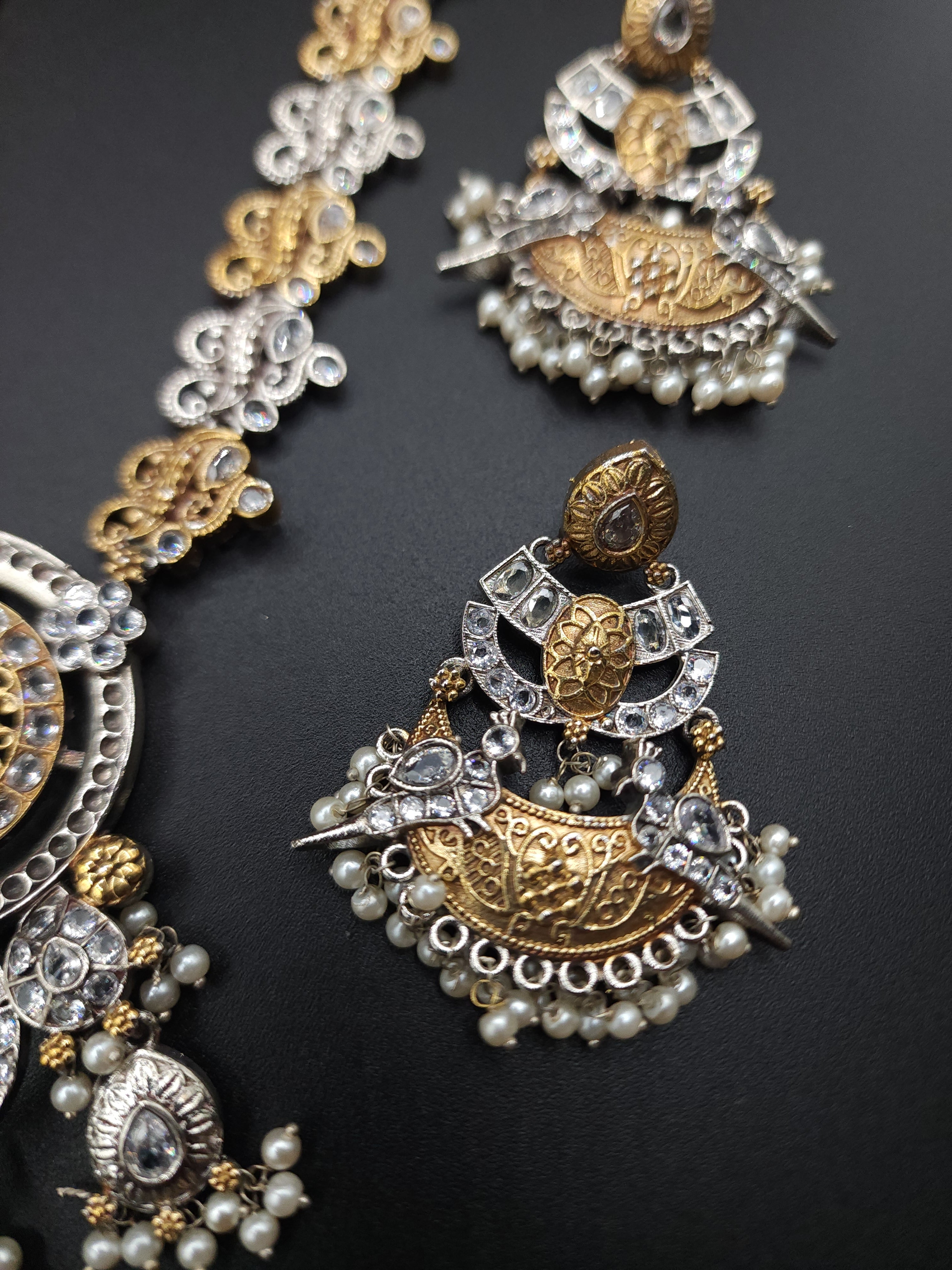 Aarna dualtone handmade necklace set