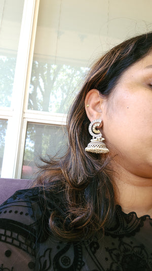 Aastha dualtone jhumka earrings