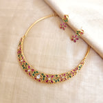 Aarvi goldplated contemporary hasli Necklace set